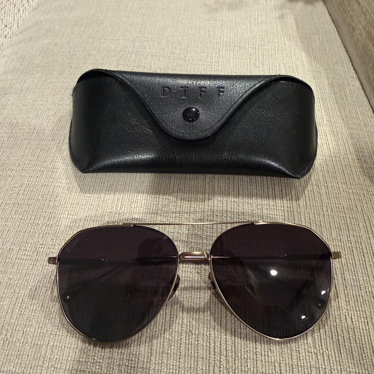 DIFF Women's Aviator Sunglasses - Purple/Black | Depop US