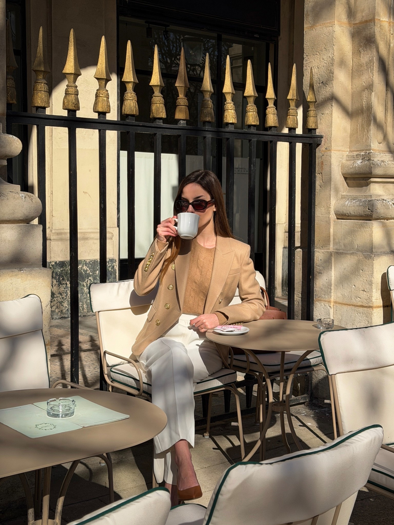 It’s finally spring in Paris! ☕️