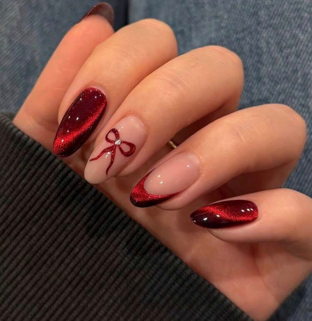 Holiday nail press ons 

#LTKGiftGuide #LTKHoliday