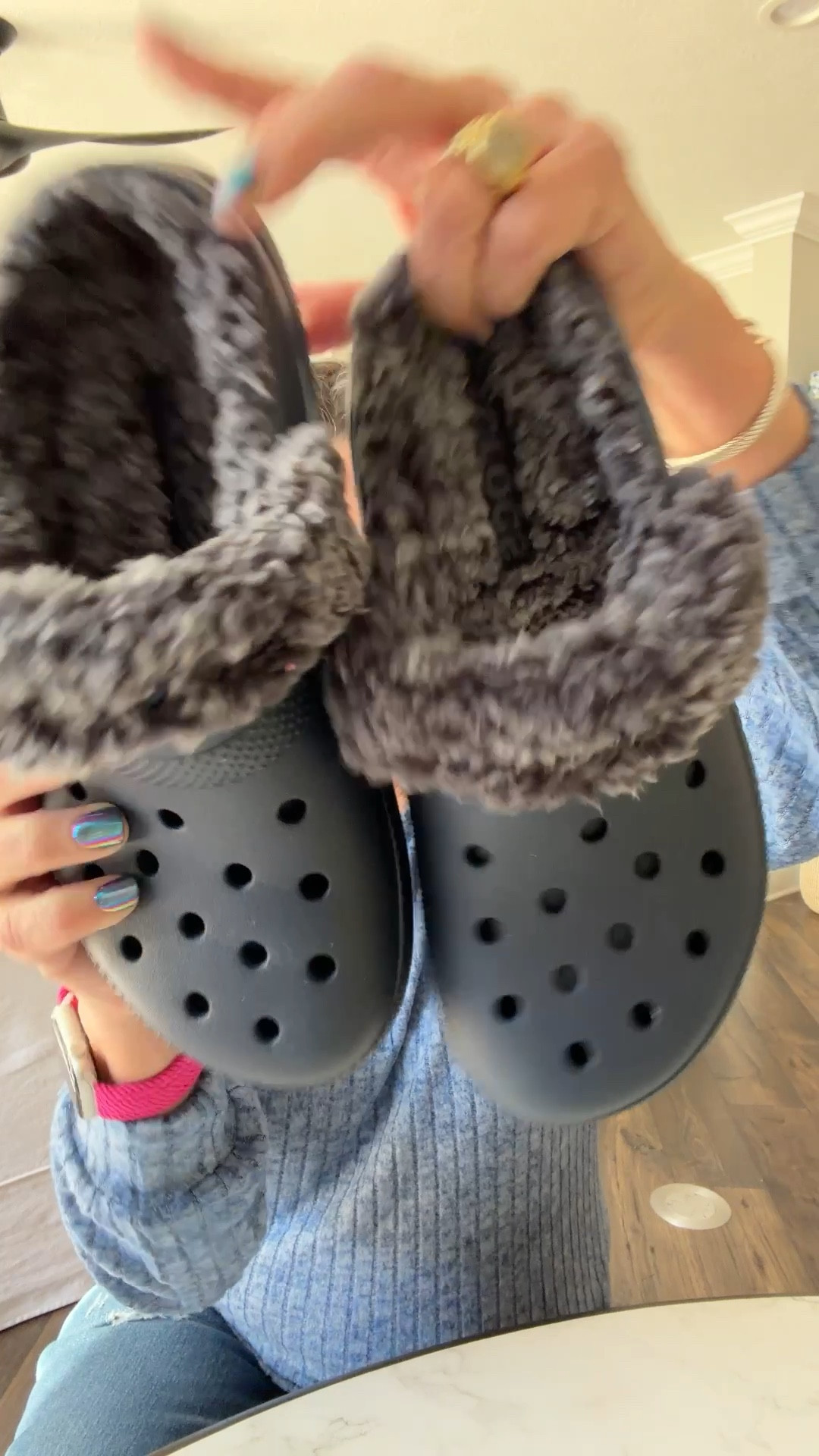 Newest crocs these are the fuzzy crocs. They have the most plush fuzz of any crocs I’ve worn so far they also have the fuzz along the backstrap. These are the navy blue. They are true to size I wear an eight and I bought an eight and they are super Duper comfortable

#LTKActive #LTKShoeCrush #LTKmomlife