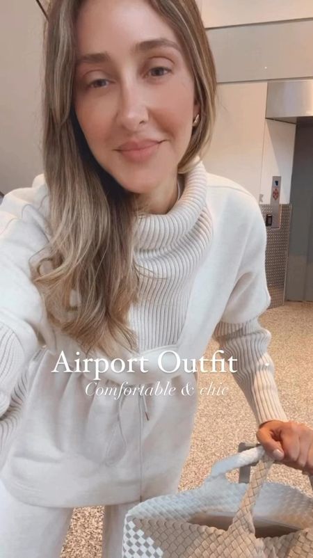 Airport outfit that I’m in love with. Super comfortable and chic. The best sweater ever, super flattering and perfect for traveling. 



#LTKU #LTKstyletip #LTKtravel