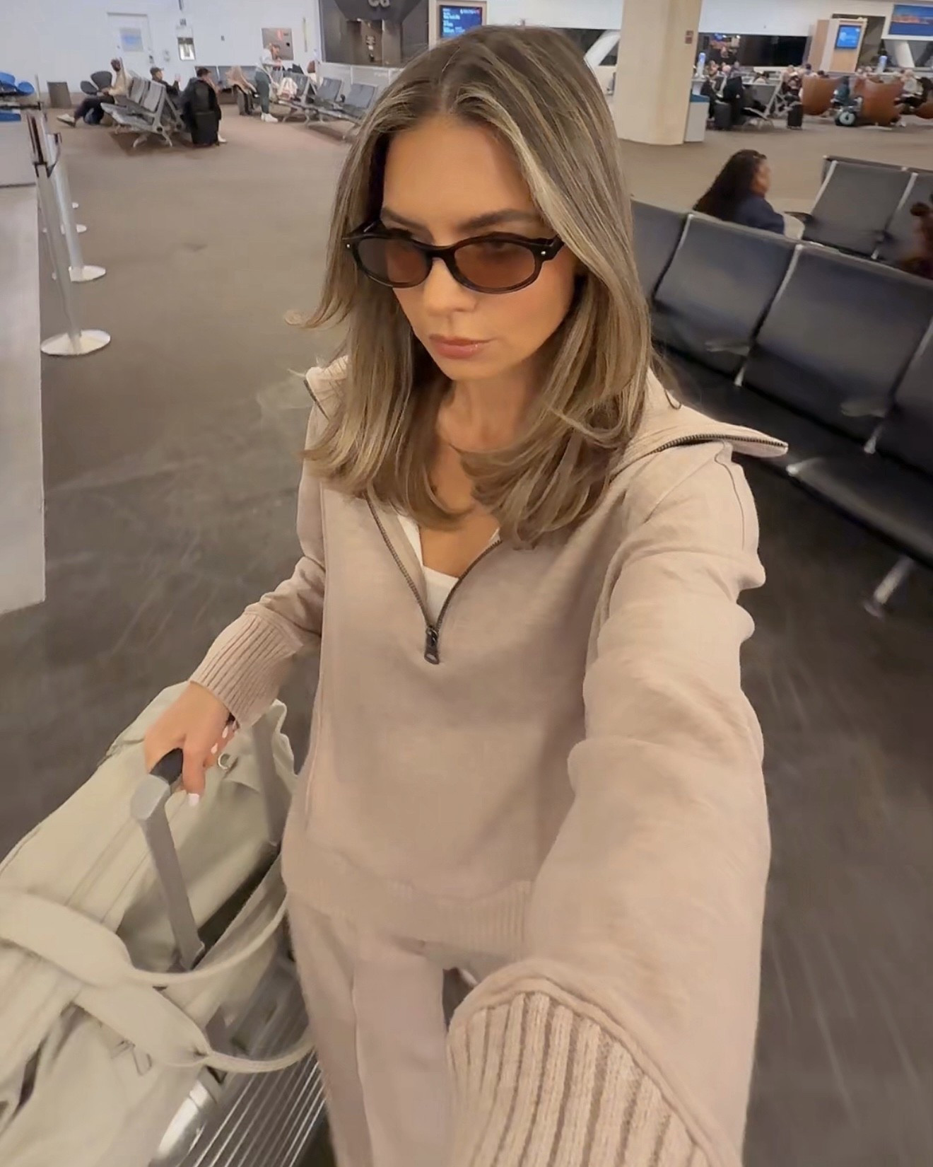 How I stay sane while traveling 

#LTKBeauty #LTKTravel