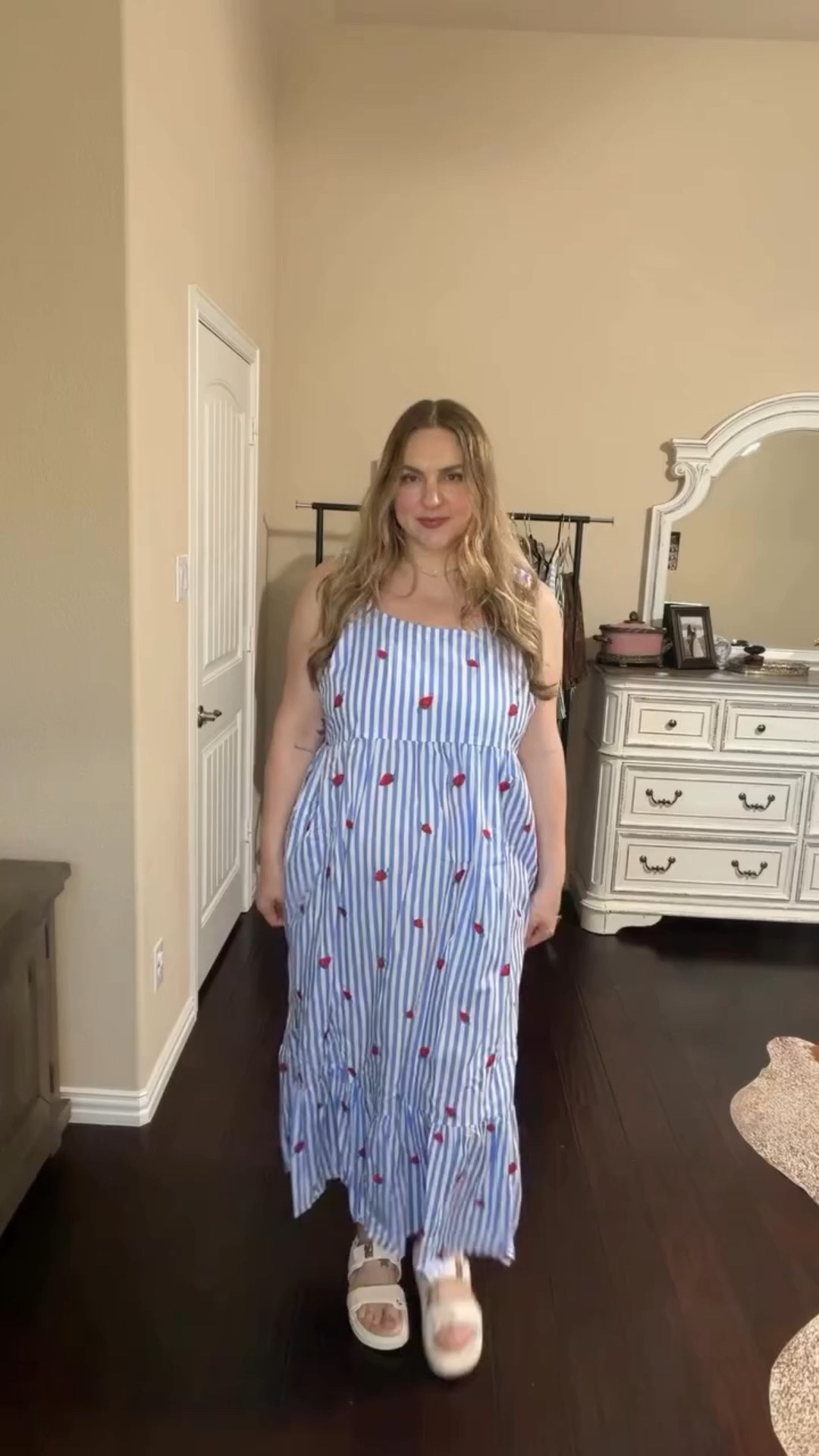A MOMENT FOR THIS DRESS, I CANNOT 🍓🫐🥥

Dress linked in my bio ♥️ 

@proudpoppyclothing #proudpoppyclothing #gifted #summerdress #plussizedresses #midsize dress, spring dresses, Fourth of July outfit, red white and blue outfit inspo, style inspo, ootd, casual dress, moms over 40, mom style, midsize fashion

#LTKMidsize #LTKPlusSize #LTKOver40