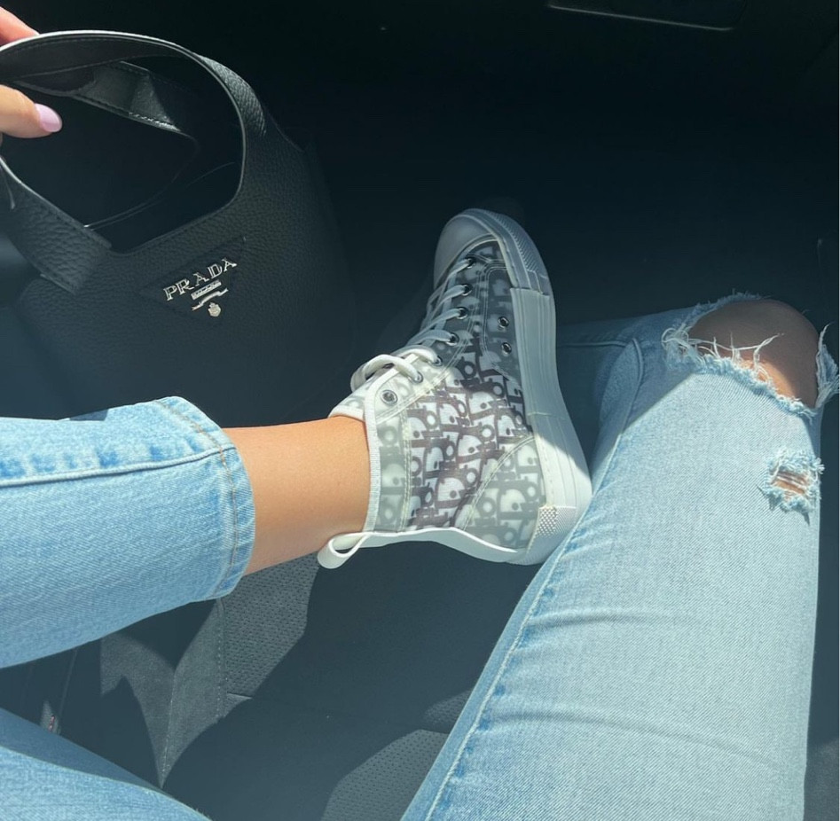 That’s a yes.  Prada and dior were the choices for today. #prada #dior #dhgate #dhgatefinds #dupes 

#LTKitbag #LTKshoecrush #LTKU