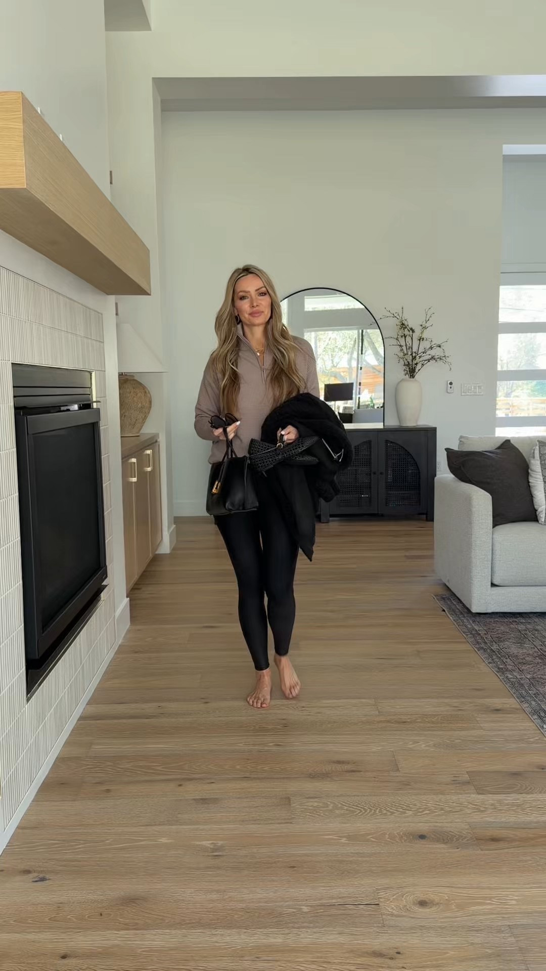 Amazon outfits that look elevated but feel effortless 🙌 type AMAZON and I’ll send you all the details 
Neutral layers, flattering denim, and chic everyday staples
These are the kind of affordable Amazon finds I reach for on repeat — polished enough for errands, casual plans, and mom-on-the-go days 🤍

Think: neutral chic, capsule-worthy pieces, and comfy outfits that look way more expensive than they are.

#AmazonFashion #AffordableOutfits #NeutralChicStyle #EverydayOutfits #CapsuleWardrobe