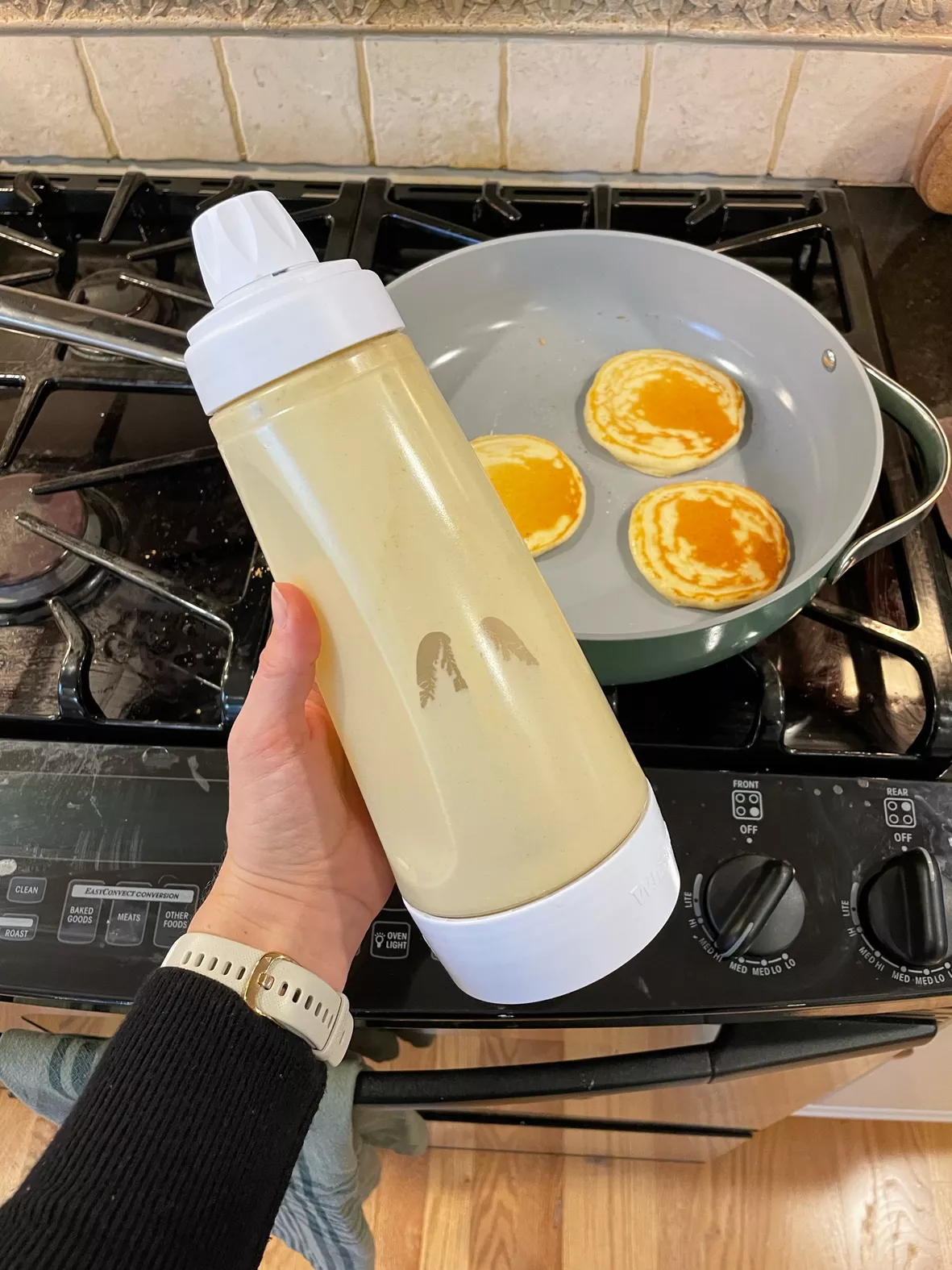 Does It Work: The Whiskware Pancake Batter Mixer