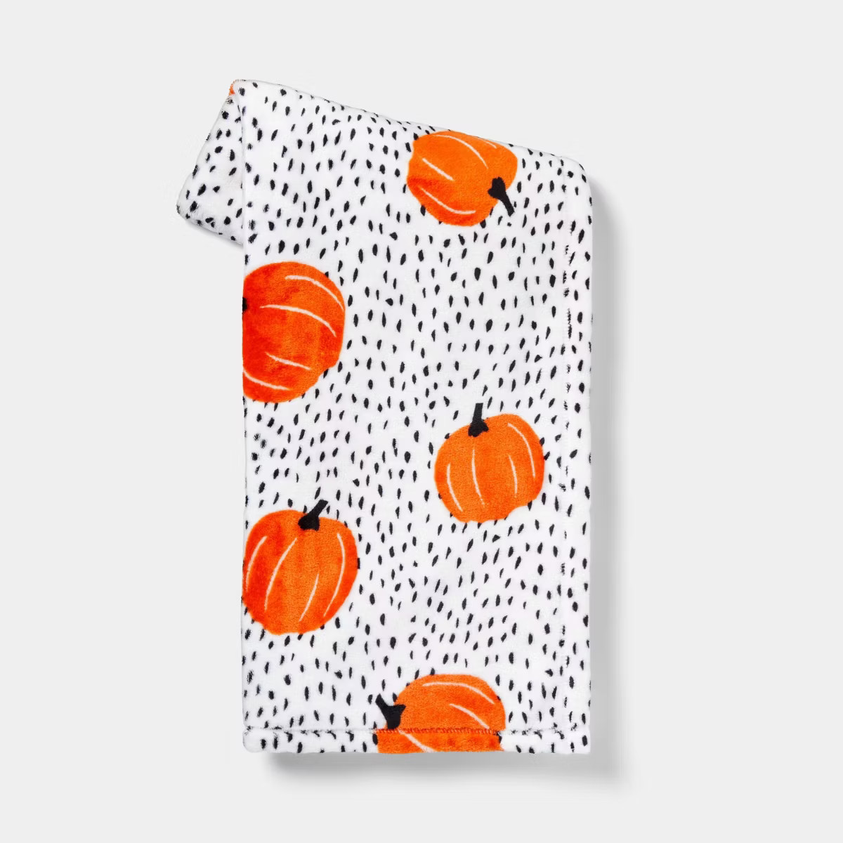 Tossed Pumpkins Printed Plush Halloween Throw Blanket - Hyde & EEK! Boutique™ | Target