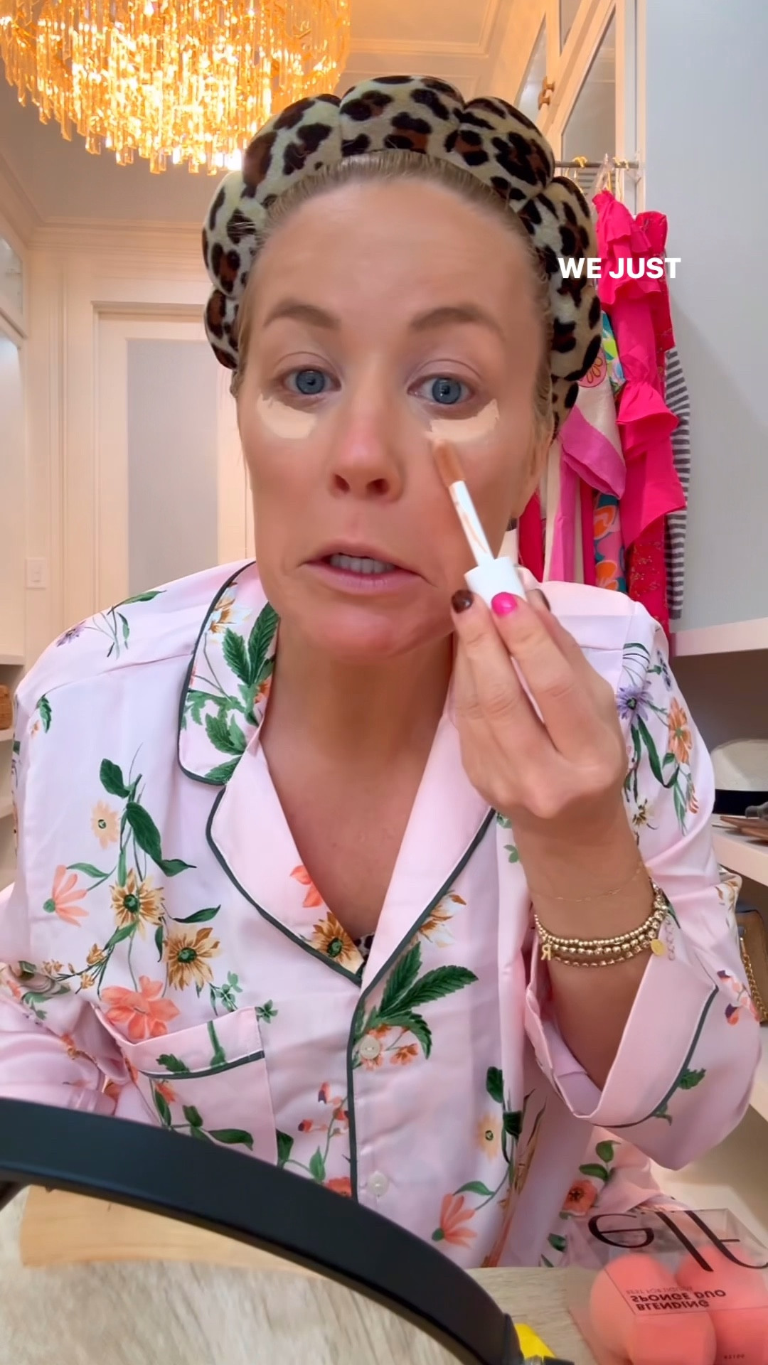 Five minute makeup only using elf cosmetics 

@elfcosmetics #elfpartner, #elfCosmetics #eyeslipsface