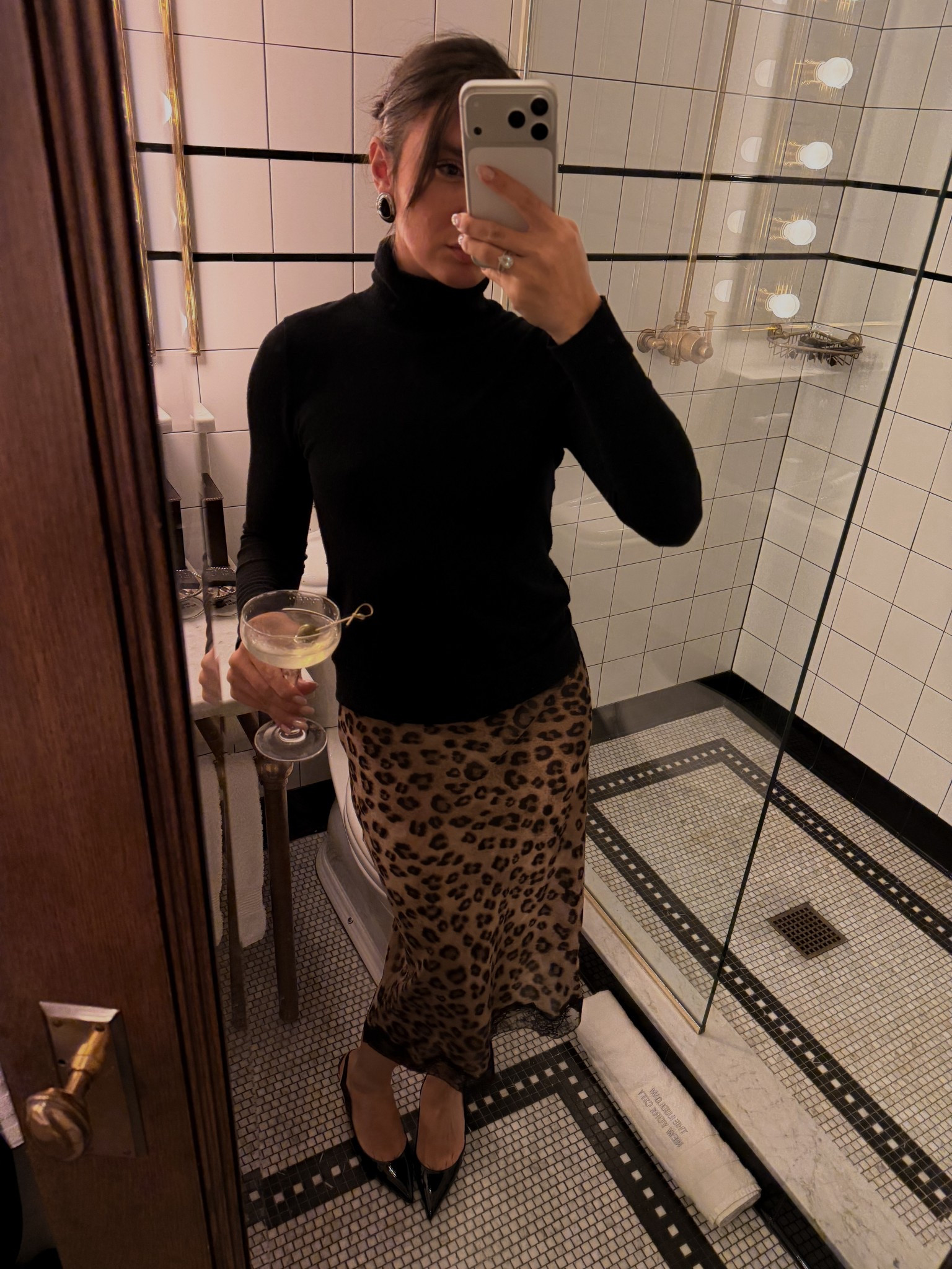 nyc winter date Night

#LTKwinter #LTKstyletip #LTKpartywear