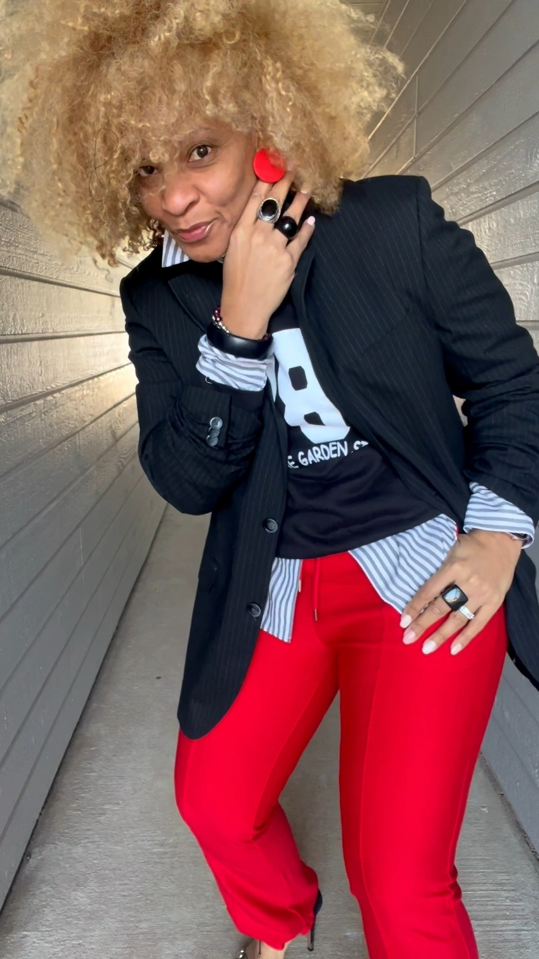 #1787 JERSEY! ♥️ Where are you from? Drop it below ⬇️

#ootd #jersey #styleinspo #teachersoftiktok 

Blazer: @Macys 
Sweater: @Jrzy_Wear 
Shirt: @Amazon 
Pants: @Evolutionthirtytwo (part of a set)
Shoes: @Schutz  
Earware: @NappyRutz 

#LTKWorkwear #LTKootd #LTKSaleAlert
