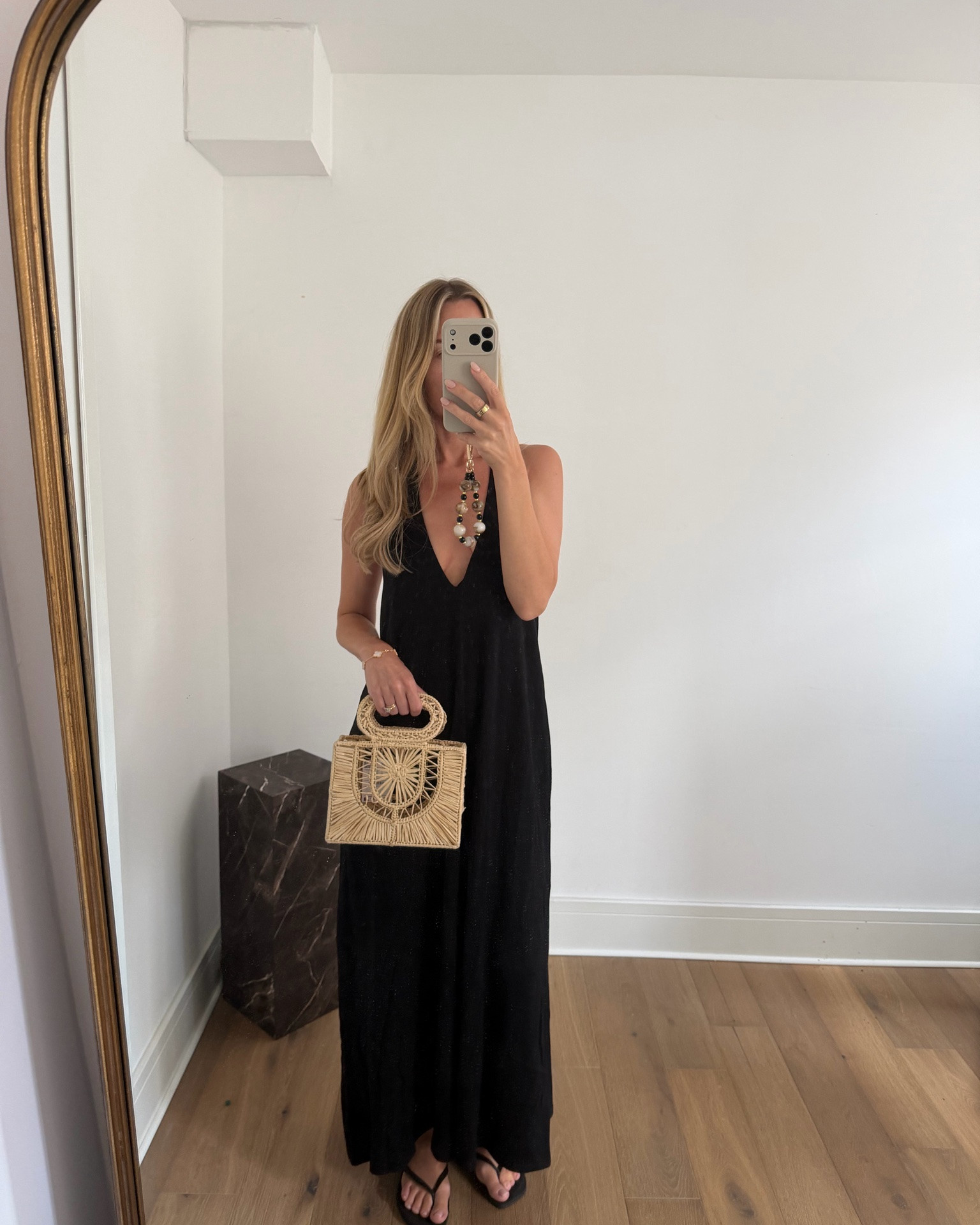 The perfect dress to throw on after a day of being in the sunshine or dress up for a evening look, I am wearing a medium but will size down to a small.

#LTKsummer #LTKuk #LTKdatenight