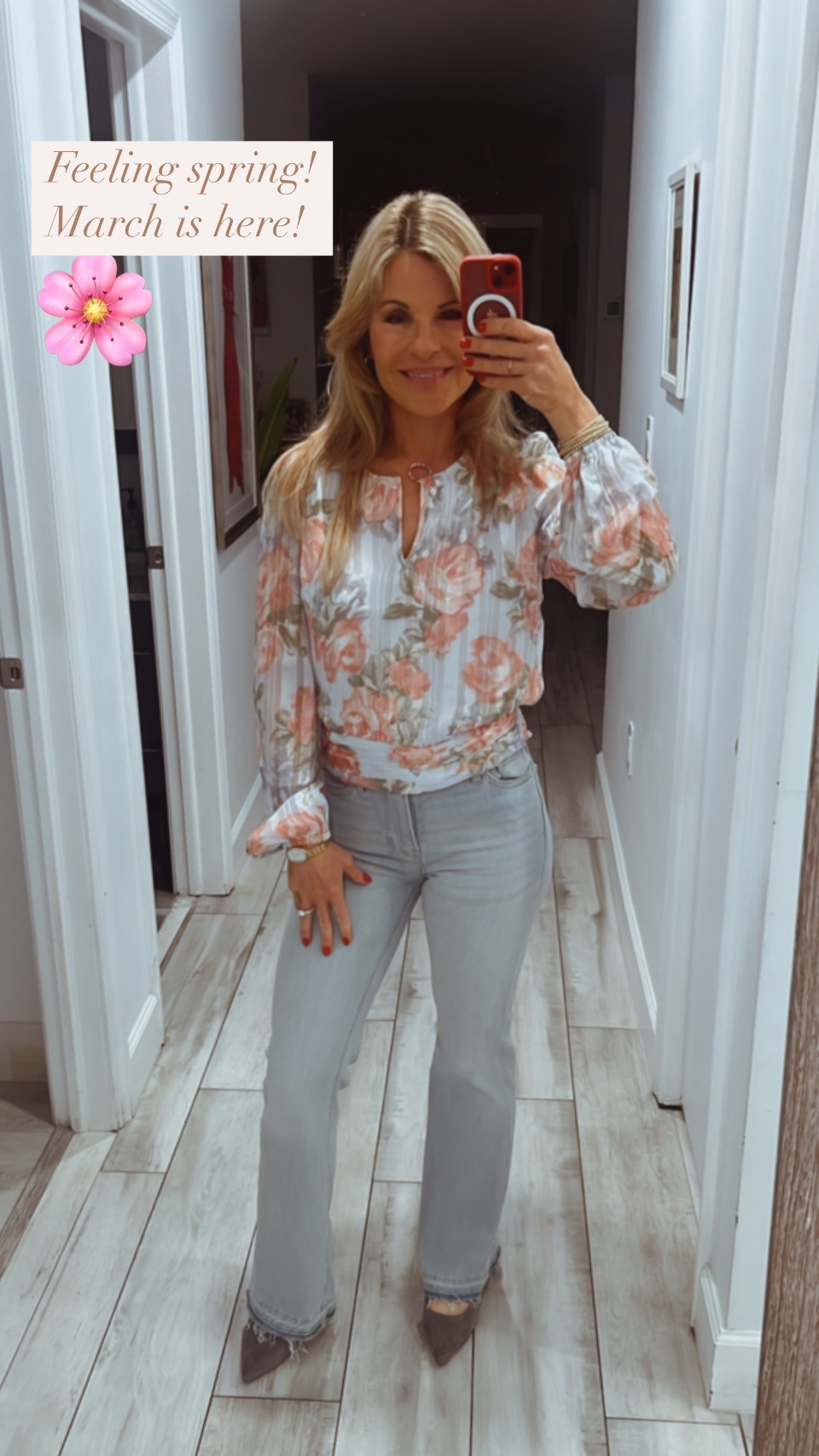 Spring is coming! 🌸 pastels are in!  These #frame jeans have the perfect amount of stretch to slim and hug your curves comfortably! 


#LTKStyleTip #LTKSeasonal #LTKOver40
