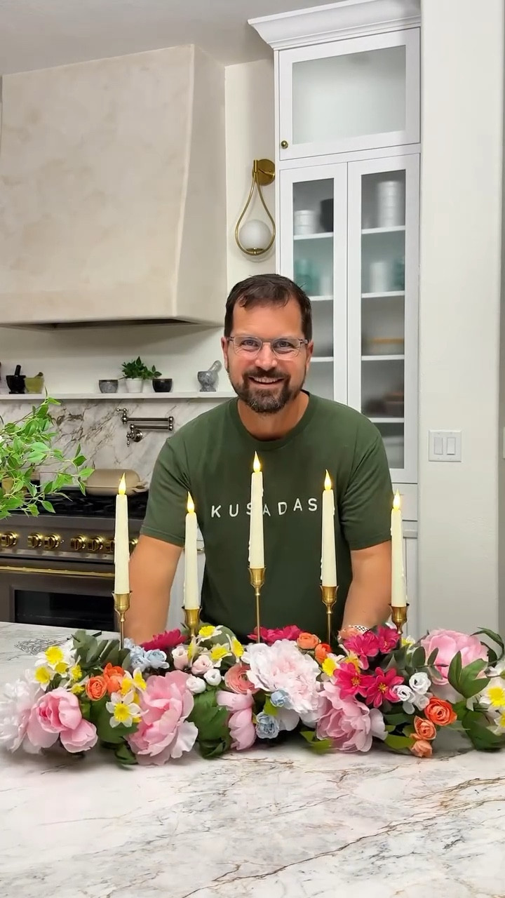 Spring floral arrangement, spring flowers, kitchen island decor, centerpiece ideas

#LTKValentine #LTKHome #LTKSeasonal