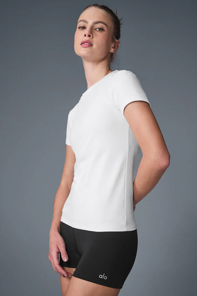 Alosoft Finesse Tee | Alo Yoga (US)