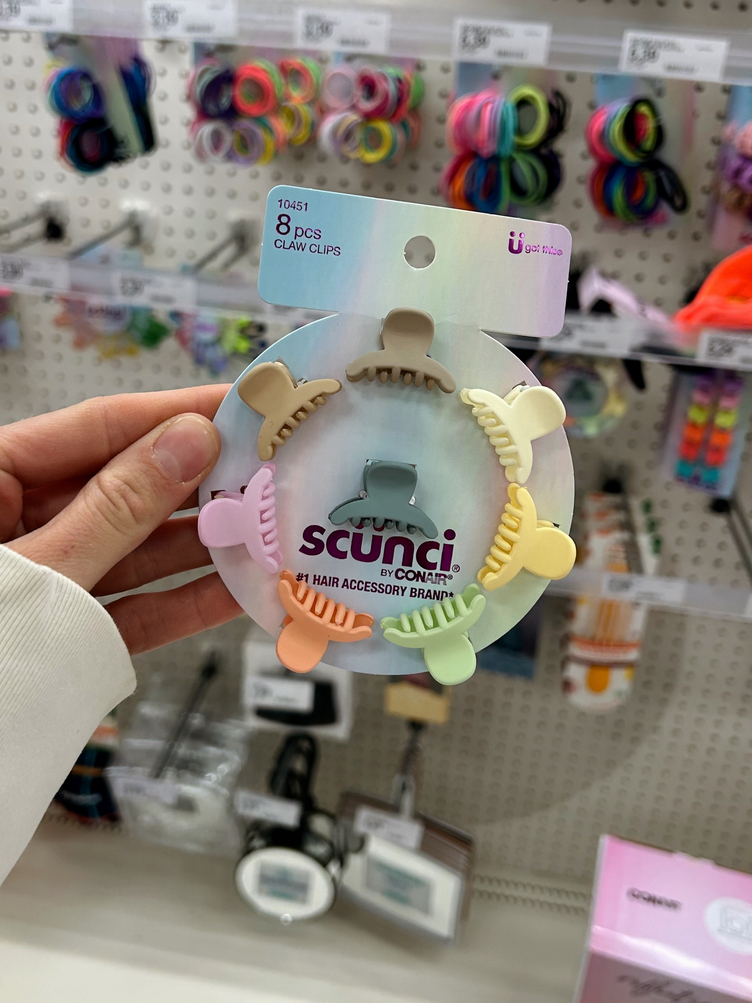 Mini claw clips, grabbed for Harper! 💜💚💛🧡