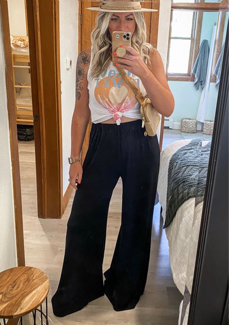 Long wide leg/palazzo/beach pants!

Come in 2 lengths, reg & tall (separate links) I’m wearing an 8 tall
Graphic tank is $10 and wearing a medium

#LTKsalealert #LTKstyletip #LTKcurves