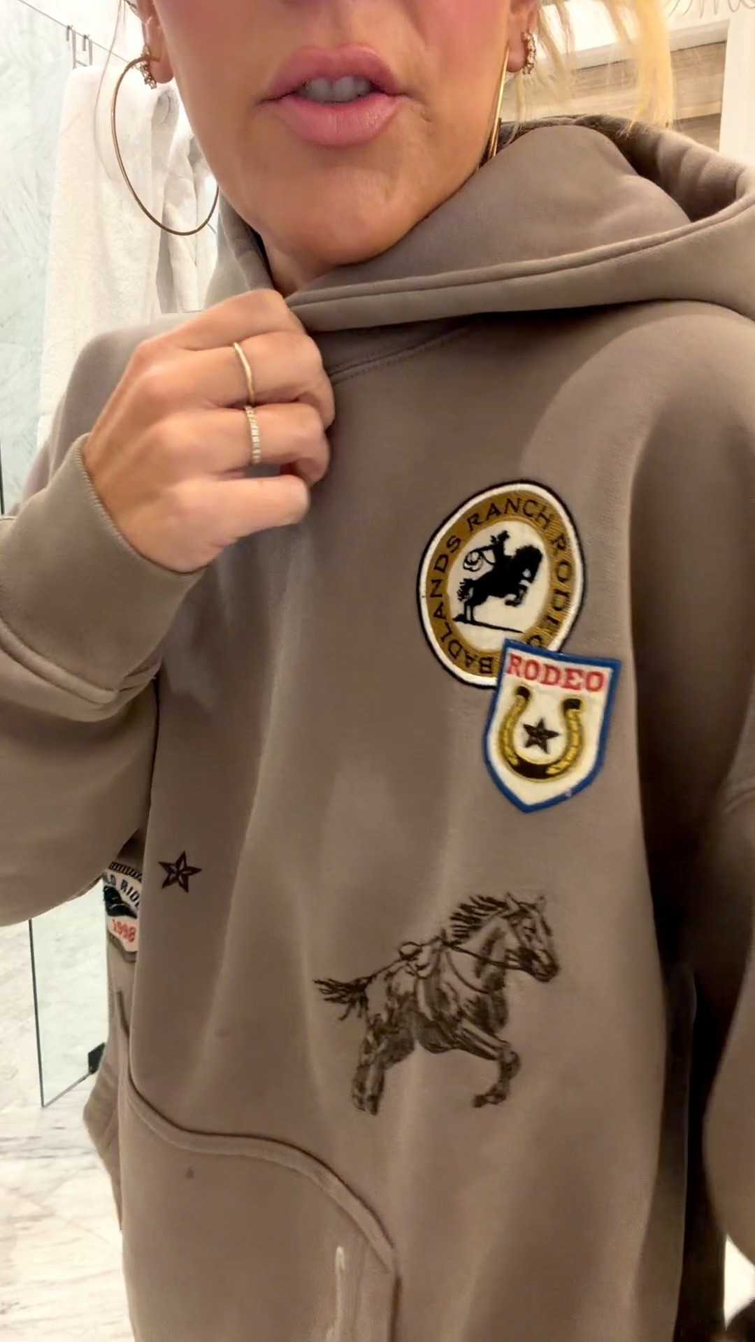 Womens casual ourfit 

#LTKdayinmylife #LTKHoliday #LTKGiftGuide