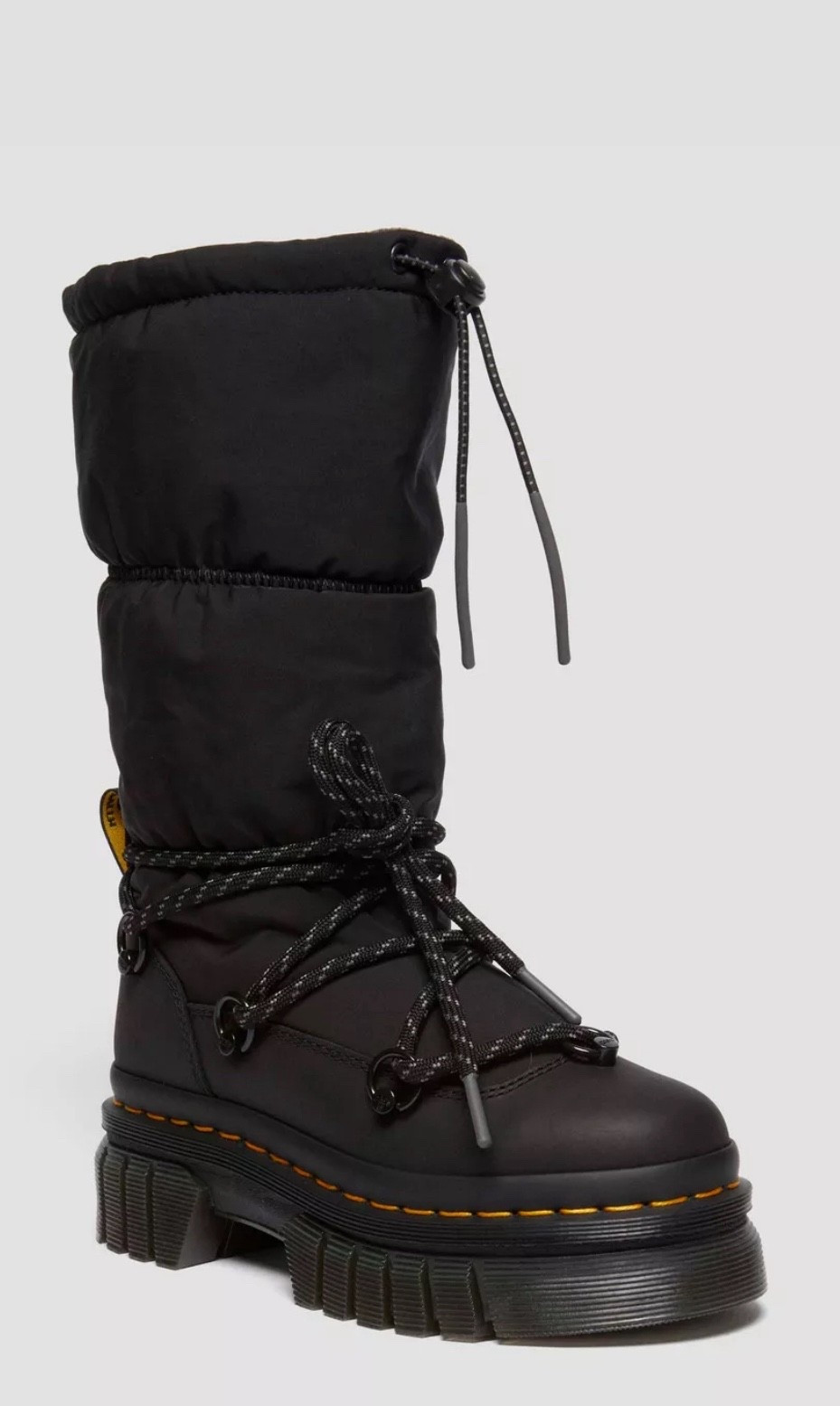 Winter & ski /snow boot but make it fashion !

#LTKHoliday #LTKSeasonal