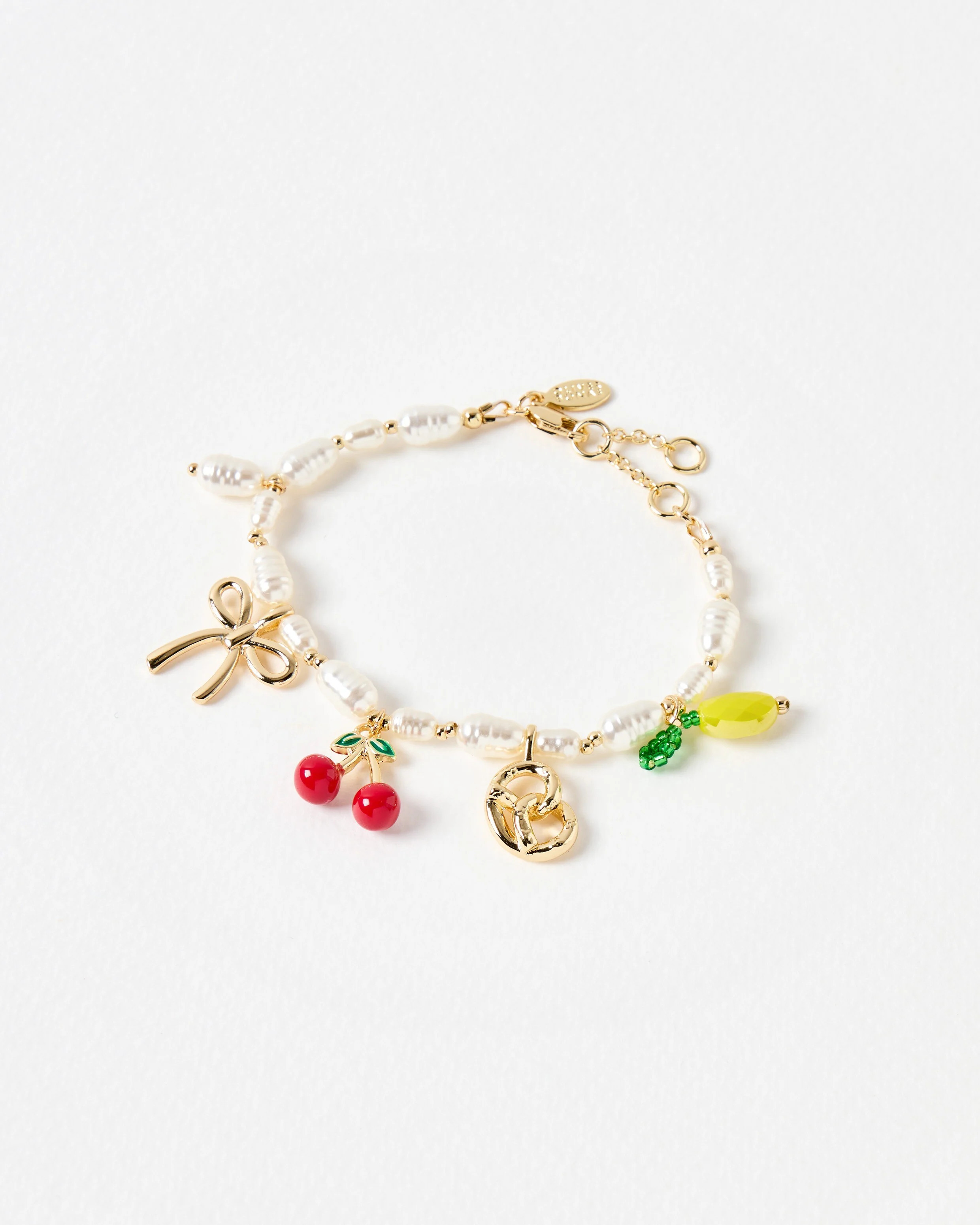 Florence Faux Pearl Charm Bracelet | Oliver Bonas (Global)