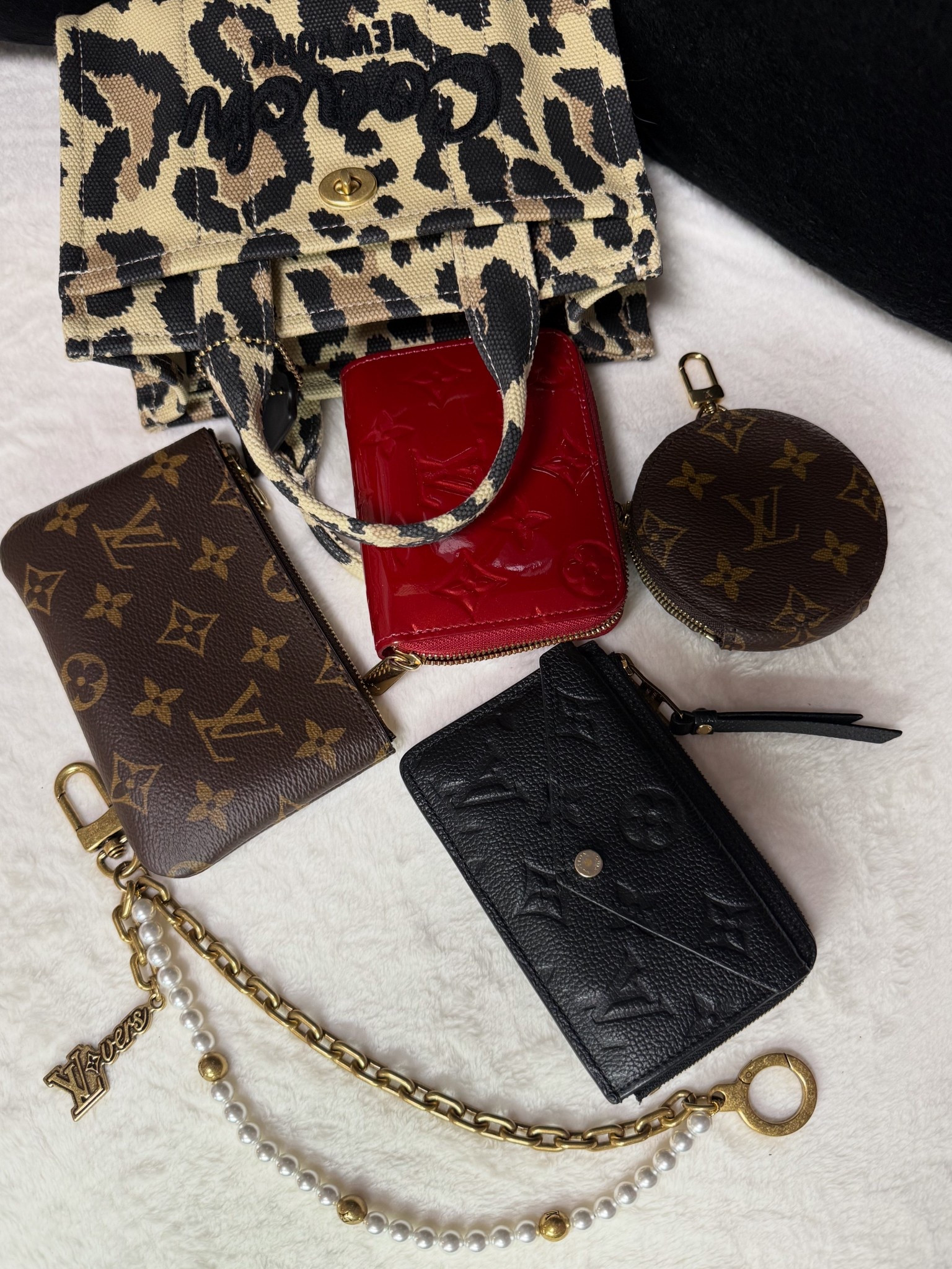 This leopard Coach Cargo Tote 20 is one of my favorite bags of the year. It holds everything I need and the bag has a front and back pocket so I can get to my phone easily. My YT channel has a review of this bag; it is perfection for $150!

#LTKStyleTip #LTKItBag