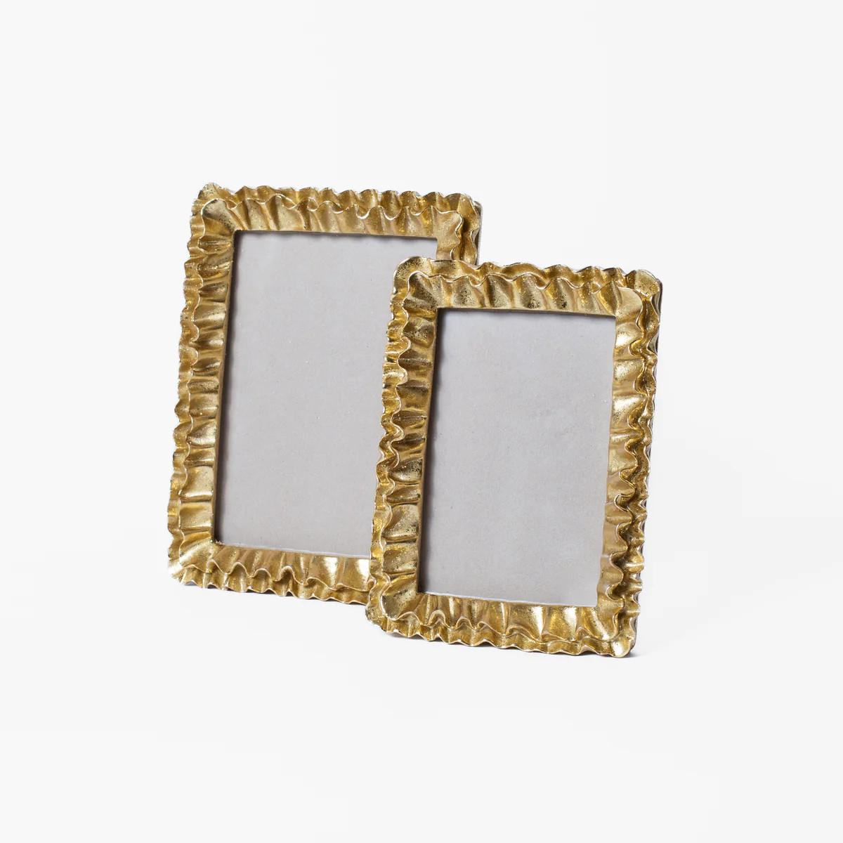 Sierra Ruffle Frame | Stoffer Home