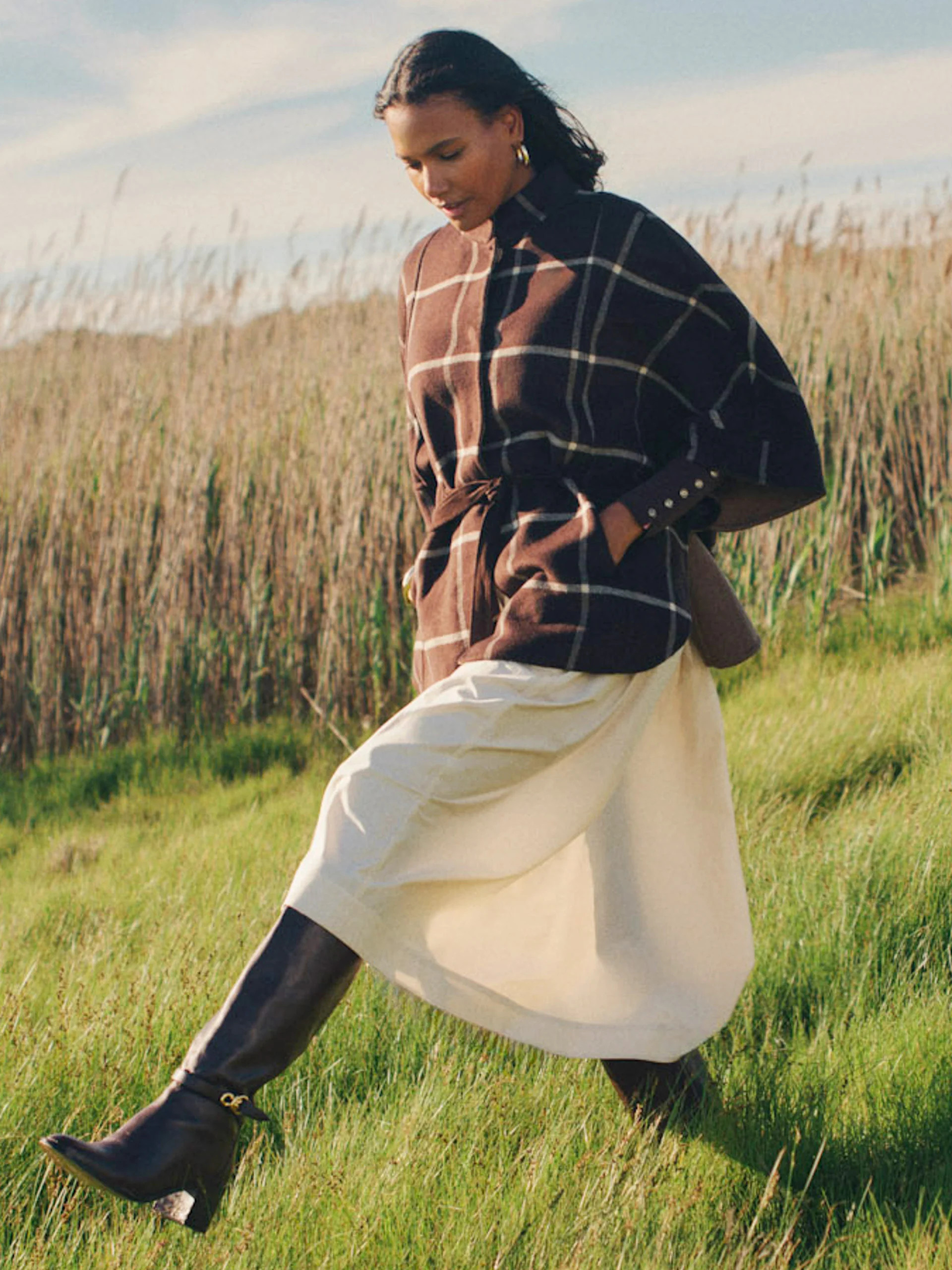 Brown/Off_White Plaid Terin Cape | Women's Wraps & Ponchos | J.McLa... | J.McLaughlin