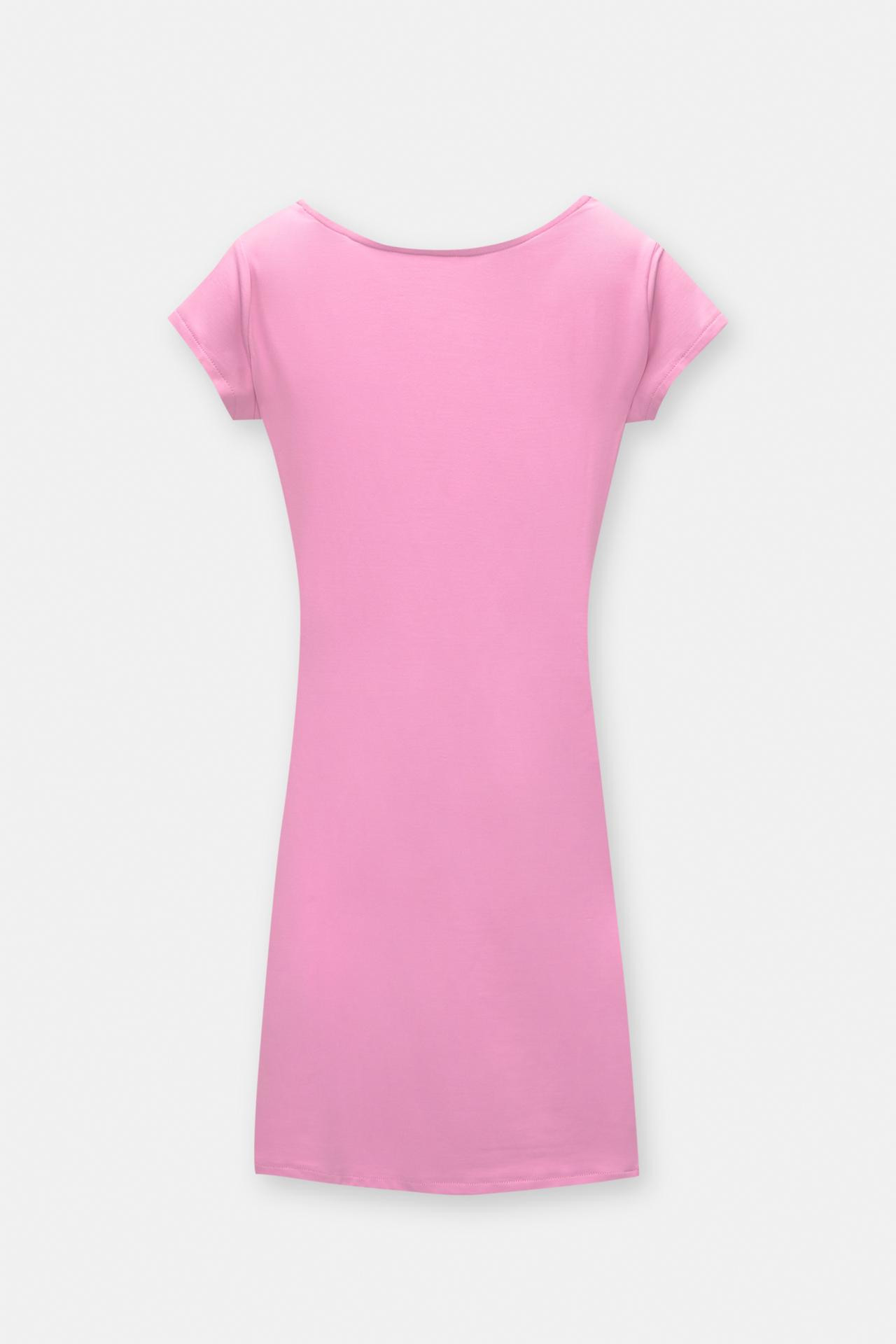 Kurzes rückenfreies Kleid aus Polyamid | PULL and BEAR DE