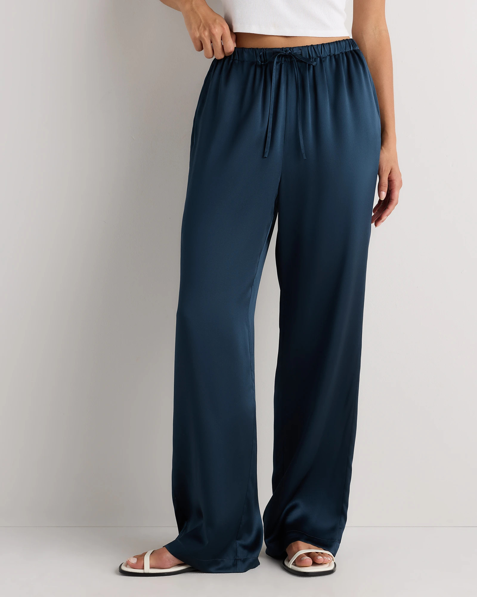 Quince | Women's Drawstring Wide Leg Pants in Morel Grey, Size Small, Silk | Quince