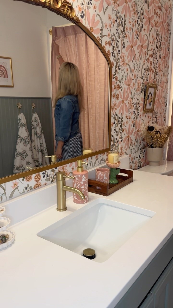 A little over 3 years ago, I gave this bathroom a makeover for my youngest daughter. The one thing that was missing… a custom shower curtain from @twopagescurtains 

Watch how it elevated this space. I took the shower curtain rod all the way up to visually lift the room. And, don’t worry, they have custom shower curtain liners too. As a matter of fact, TWOPAGES had so many beautiful fabrics to choose from. 

Enter code FALL18 for 20% off at checkout. 

#twopageshome #cottagebathroom #kidsbathroom