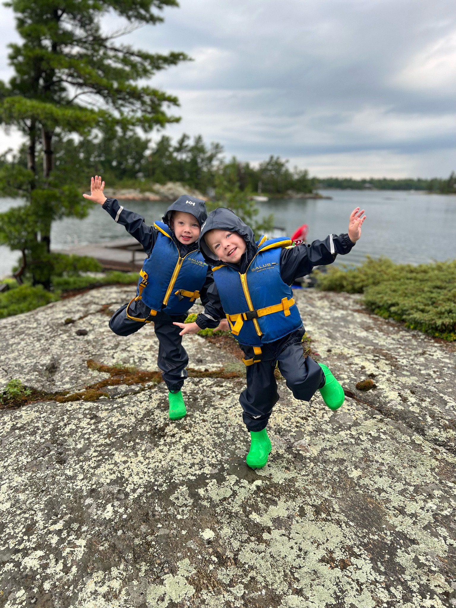 Rainy days mean the twins are wearing their matching rain suits and rain boots☔️😁 We’ve linked their entire outfits here!

#LTKSeasonal #LTKkids