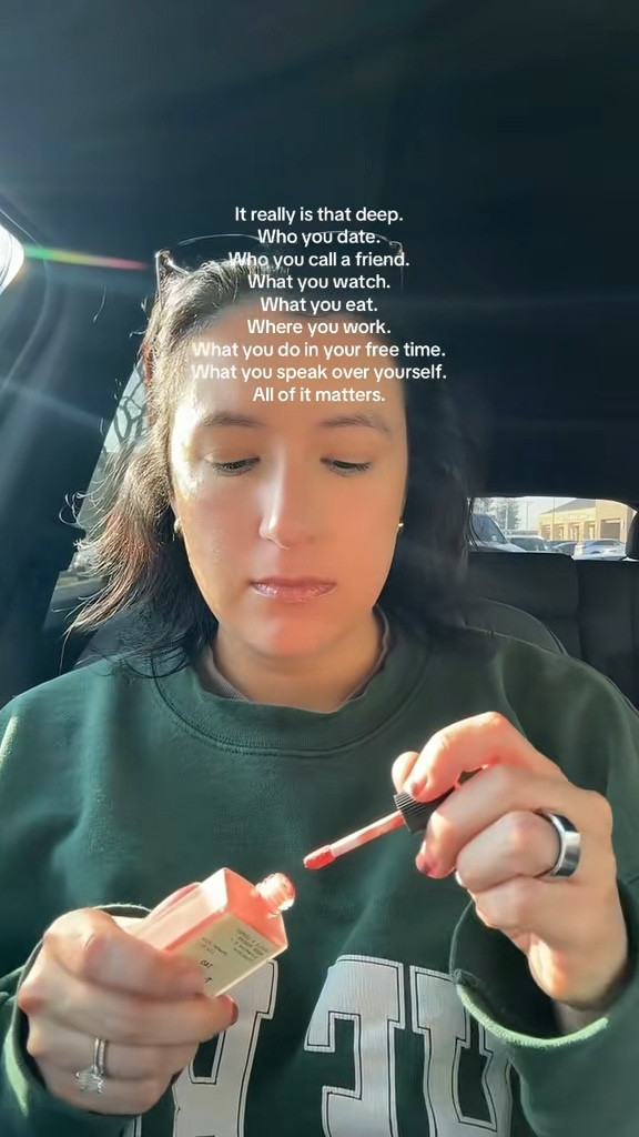 Been loving this lipgloss 🩷 

#LTKValentine #LTKBeauty #LTKgrwm