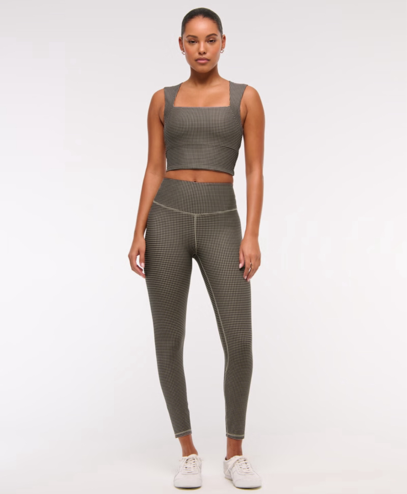 More adorable athletic sets on sale!! 30% off!! Get after those New Years resolutions in style! 

#LTKActive #LTKFitness #LTKSaleAlert