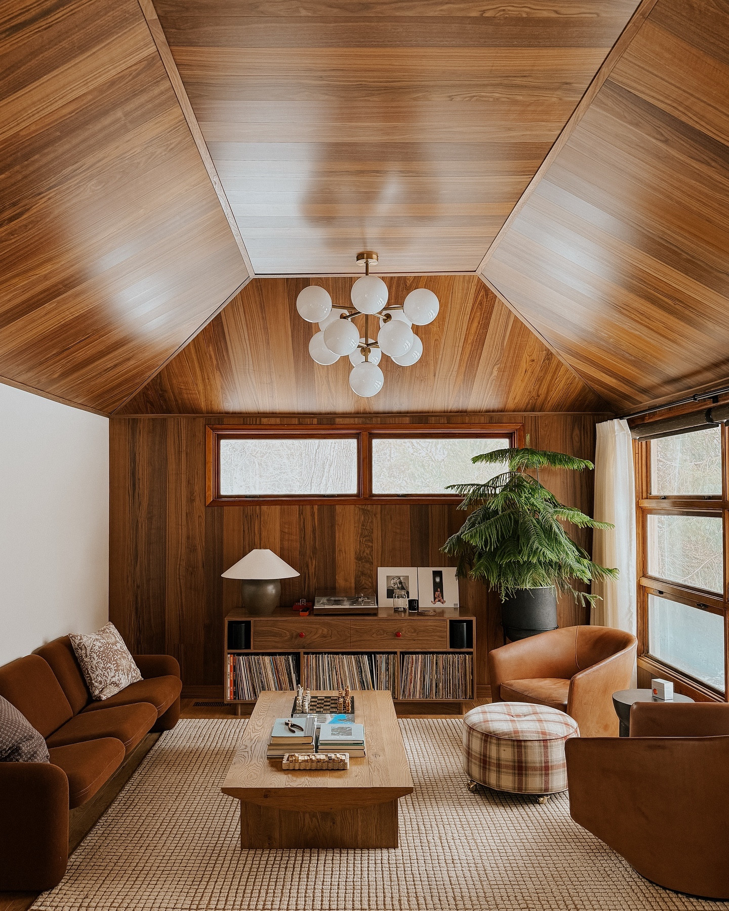 I snapped this the second before we walked out the door to come back to Chicago. The snow makes the Red House positively glow, and it’s been our honor to watch her evolve and grow through every season.✨ Swipe to see this view from March 2023, the month we closed on this special mid century ranch.

#LTKHome