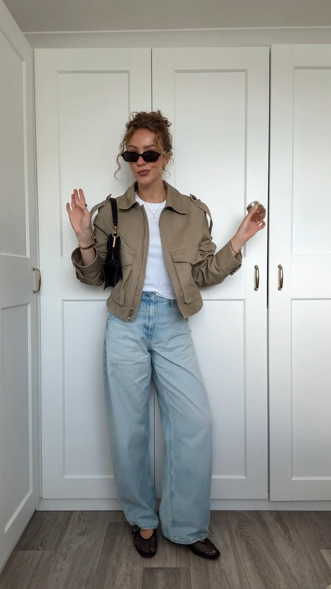 Transitional outfit, autumn outfits uk, baggy jeans, blue jeans, jeans outfit, barrel leg outfit, trench coat, cropped trench, mini tee, coach tabby bag 

#LTKautumn #LTKstyletip #LTKuk