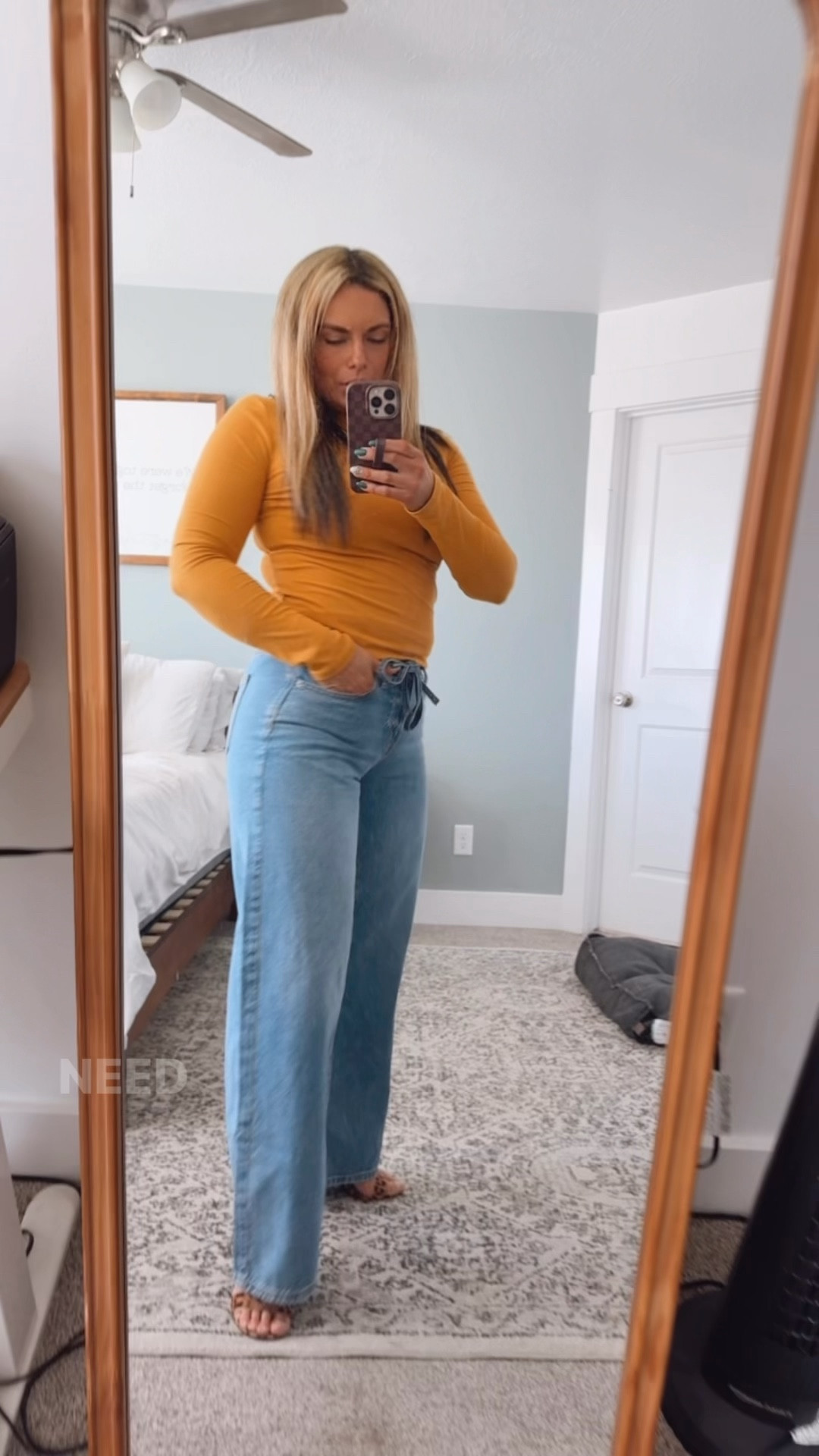 My favorite baggy low ride jeans!

#LTKHoliday #LTKmomlife #LTKGiftGuide