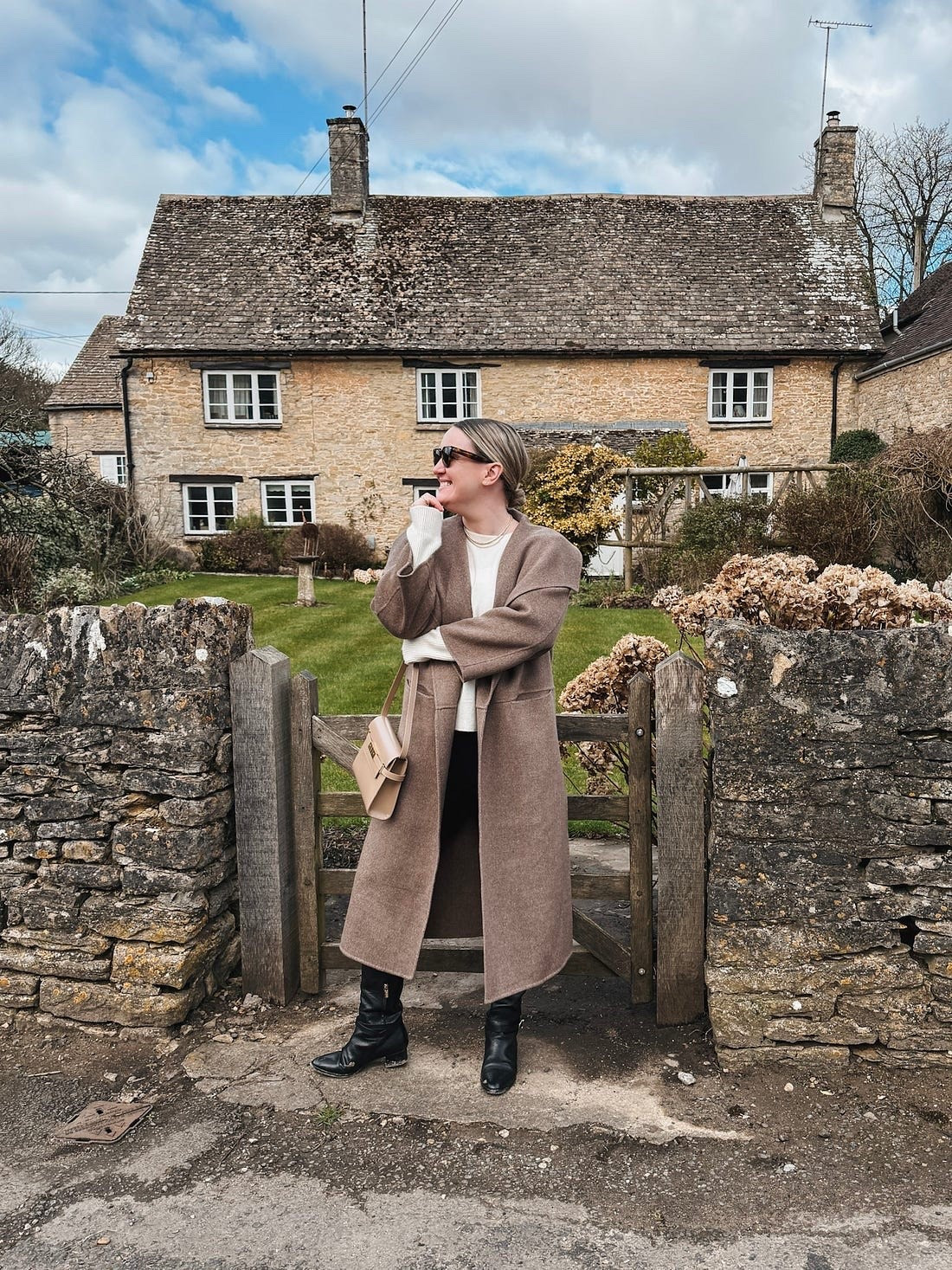 Fall outfit idea - countryside walk

Coat - wearing size XXS
Ponte pants - wearing size 6
Tall boots

#LTKSeasonal #LTKTravel
