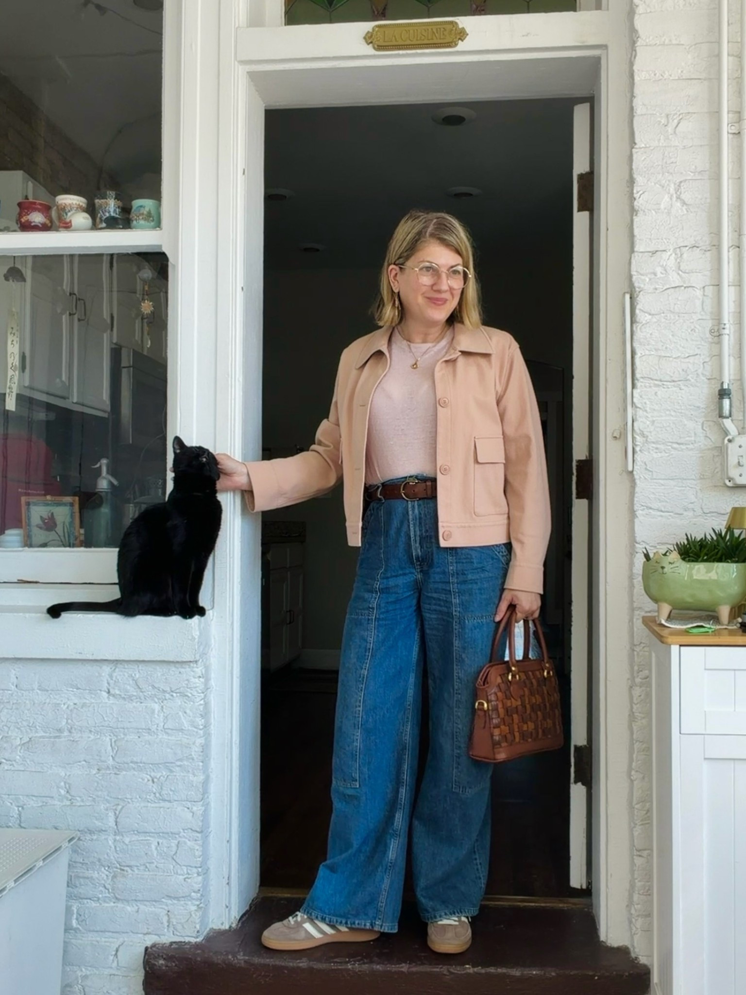 Excited for opening day at the farmers market! 🤍 Unlinkables: Tee is thrifted Theory. Bag is thrifted vintage Elka.

#LTKootd #LTKOver40 #LTKMidsize