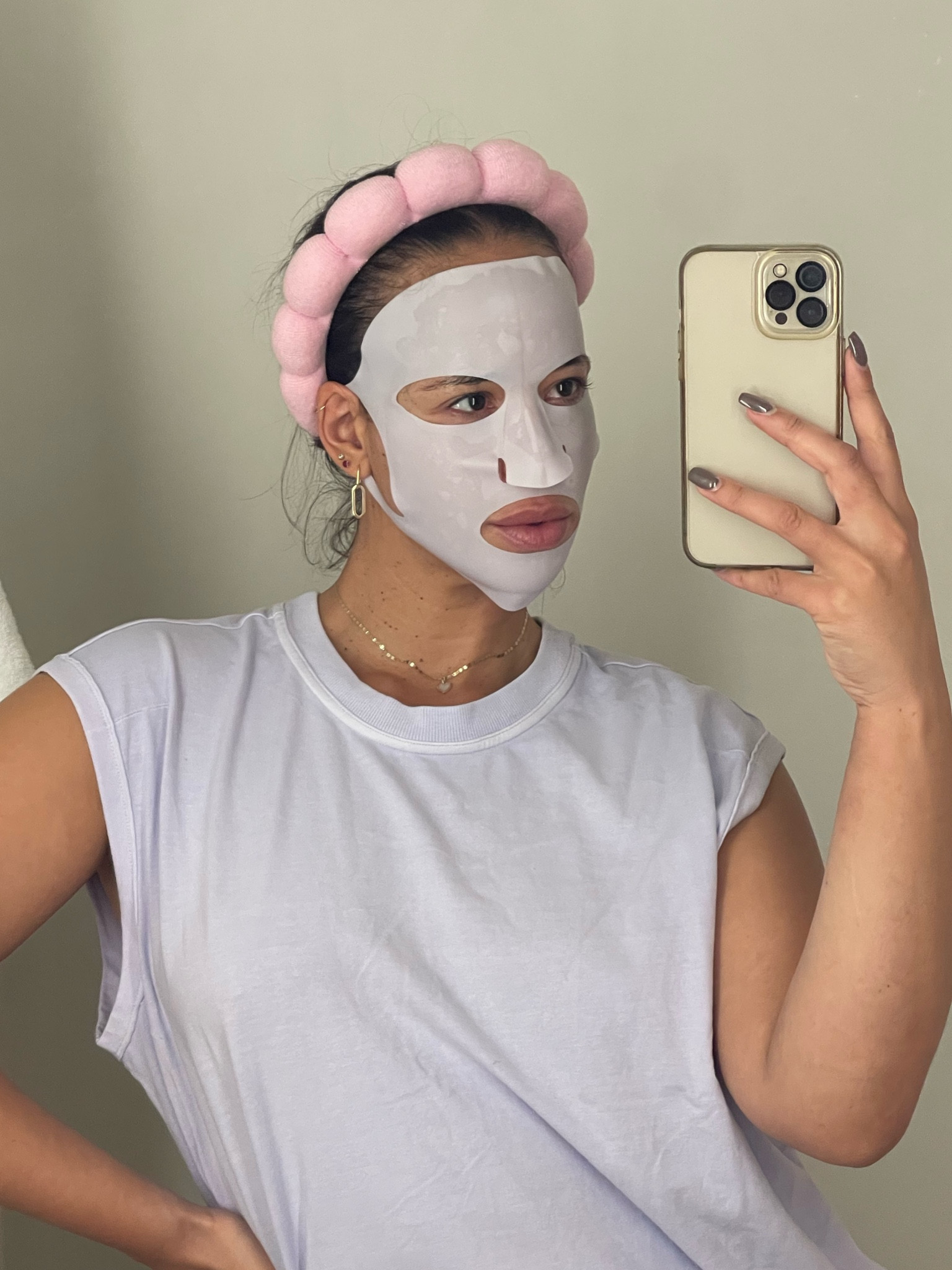 Night time routine ✨
For someone with sensitive skin, using the right products is imperative to my wellbeing. This reusable silicone mask is a game changer because I can use my own serums, which prevents undesired skin irritations! 🧴🧖🏽‍♀️

#LTKbeauty #LTKcanada