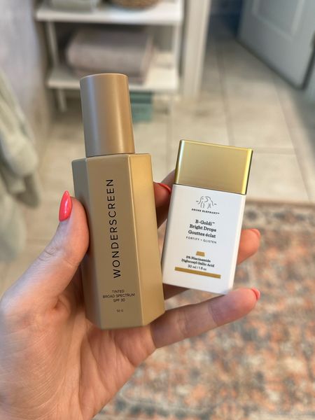 Love this combo for summer skin. I use shade “medium” in tinted sunscreen 