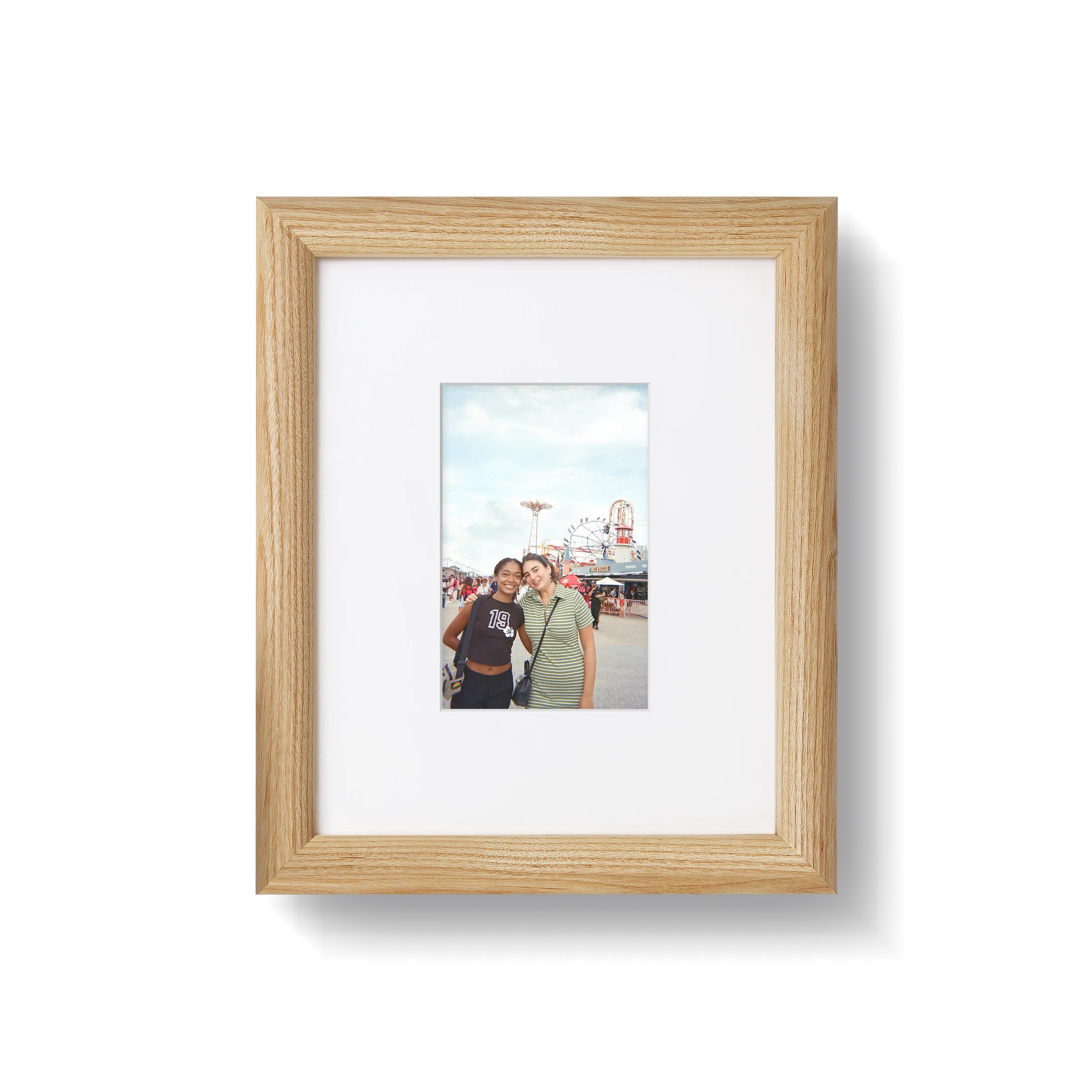 Ash Round | Framebridge