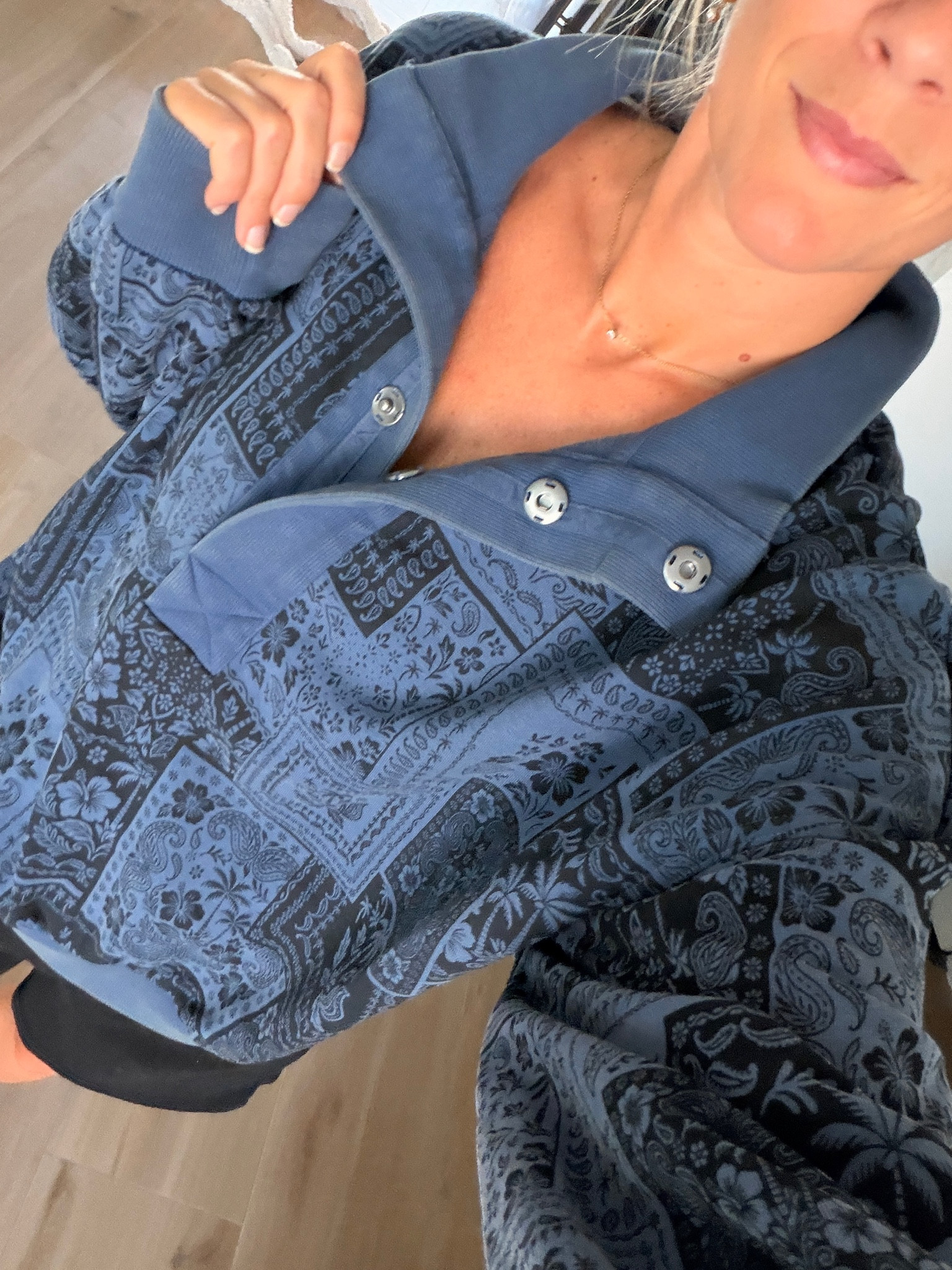 Free People dupe sweatshirt from target, wearing a size large

#LTKootd #LTKgrwm #LTKSaleAlert