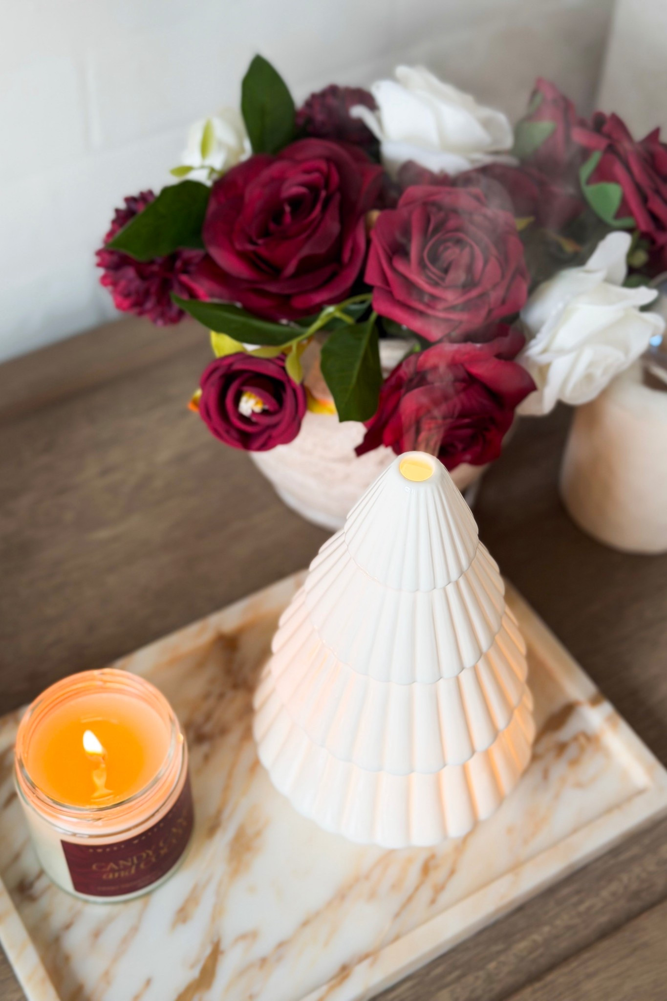 Bedside holiday touches with the prettiest diffuser!

Holiday, holiday home, holiday decor, holiday home decor, Christmas, Christmas decor, Christmas tree, Christmas candle, Christmas florals, faux florals, bedside table, marble tray, essential oil diffuser, nightstand 

#LTKSeasonal #LTKHoliday #LTKHome