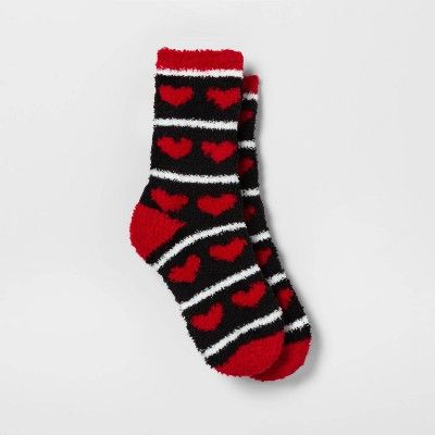 Women's Hearts Valentine's Day Cozy Crew Socks - Red/Black One Size | Target