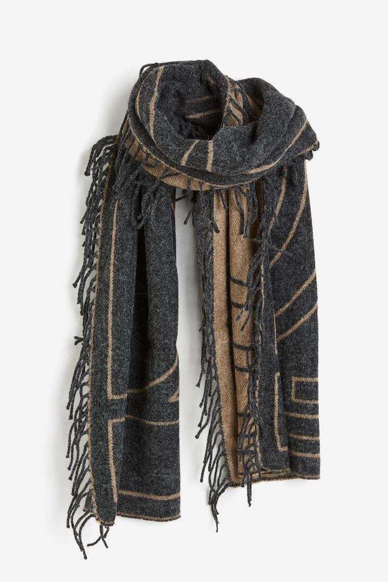 Fringe-trimmed Scarf | H&M (US + CA)