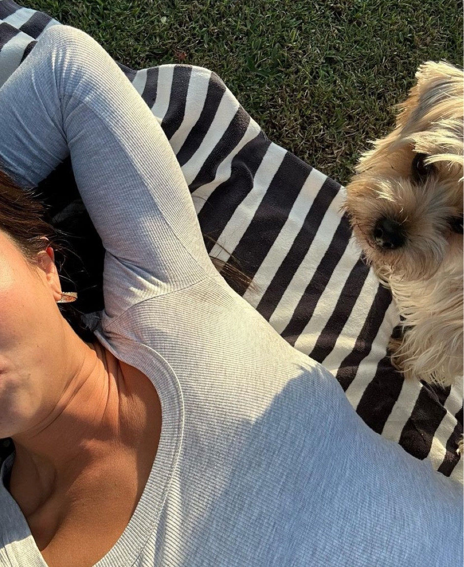 relax time 🤍 shop my exact long sleeve knit top below

#LTKSeasonal #LTKstyletip #LTKaustralia