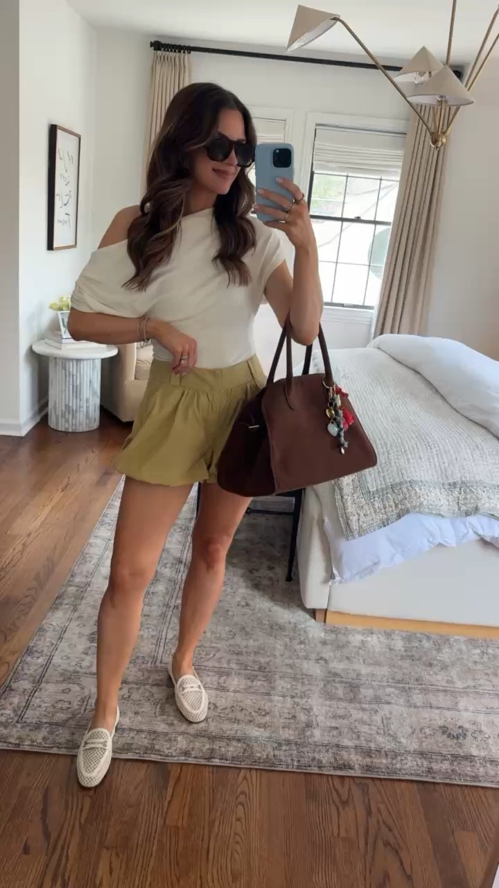 ANTHRO HAUL ✨ use my code ALOPROFILE20 for 20% off $100+ orders (some exlcusions apply)

Knit Top - small
Shorts - 2
Loafer in Ivory - size 8

Spring outfits, spring dresses, spring sweaters, jackets, spring transitional


#LTKootd #LTKSaleAlert #LTKSpringSale