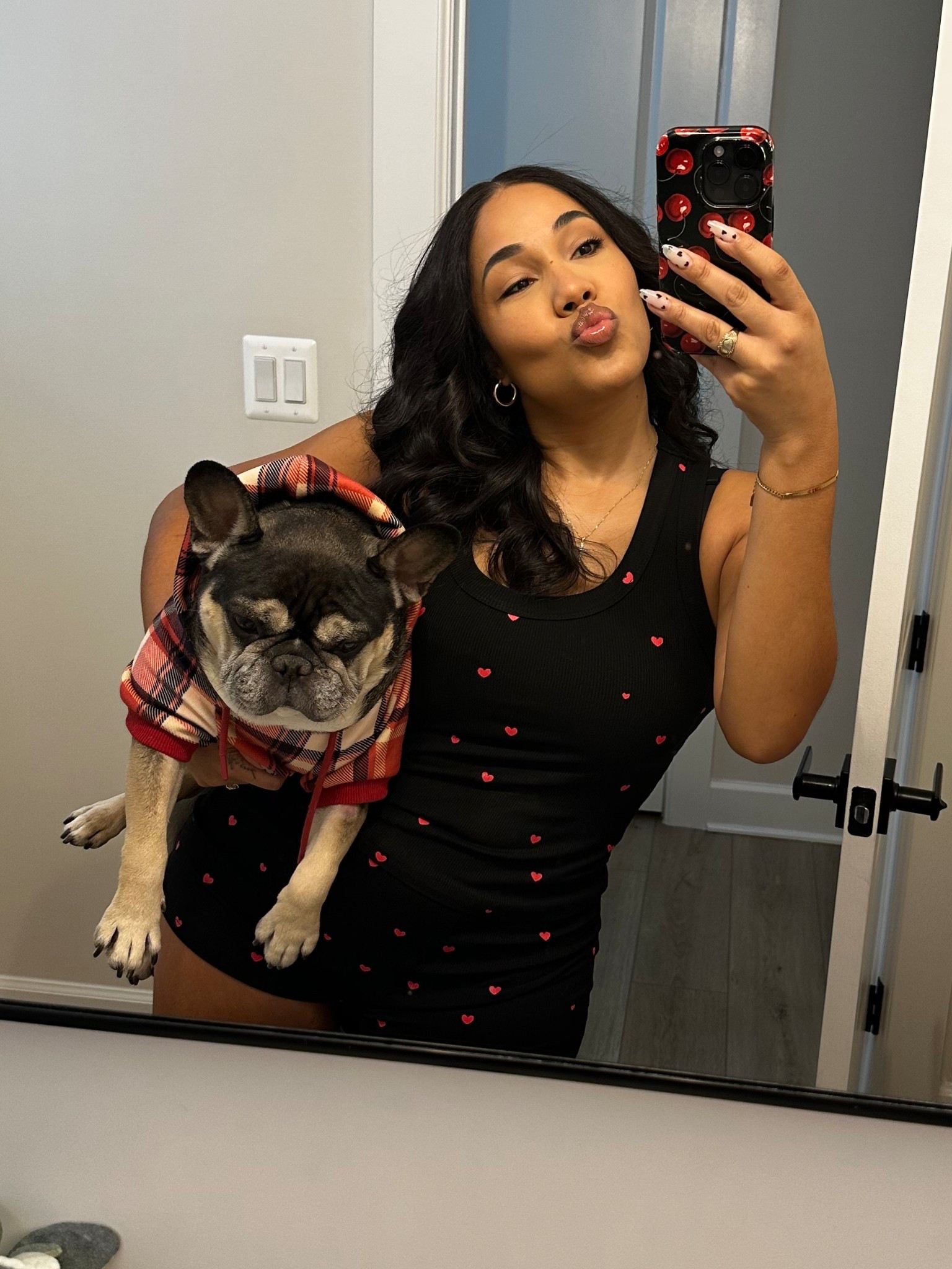 Y’all been asking about this set! It’s soooo soft and comfy and was perfect for Galentine’s day! 🍒🖤

#LTKootd #LTKValentine #LTKgrwm