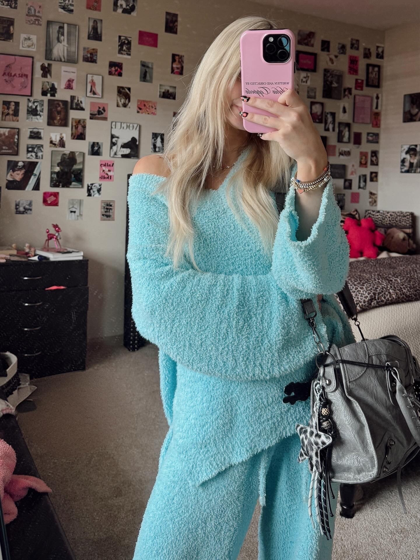 Best set! Literally have ordered 2 more for christmas! Like wearing a barefoot dreams blanket

#LTKHoliday #LTKootd #LTKSaleAlert