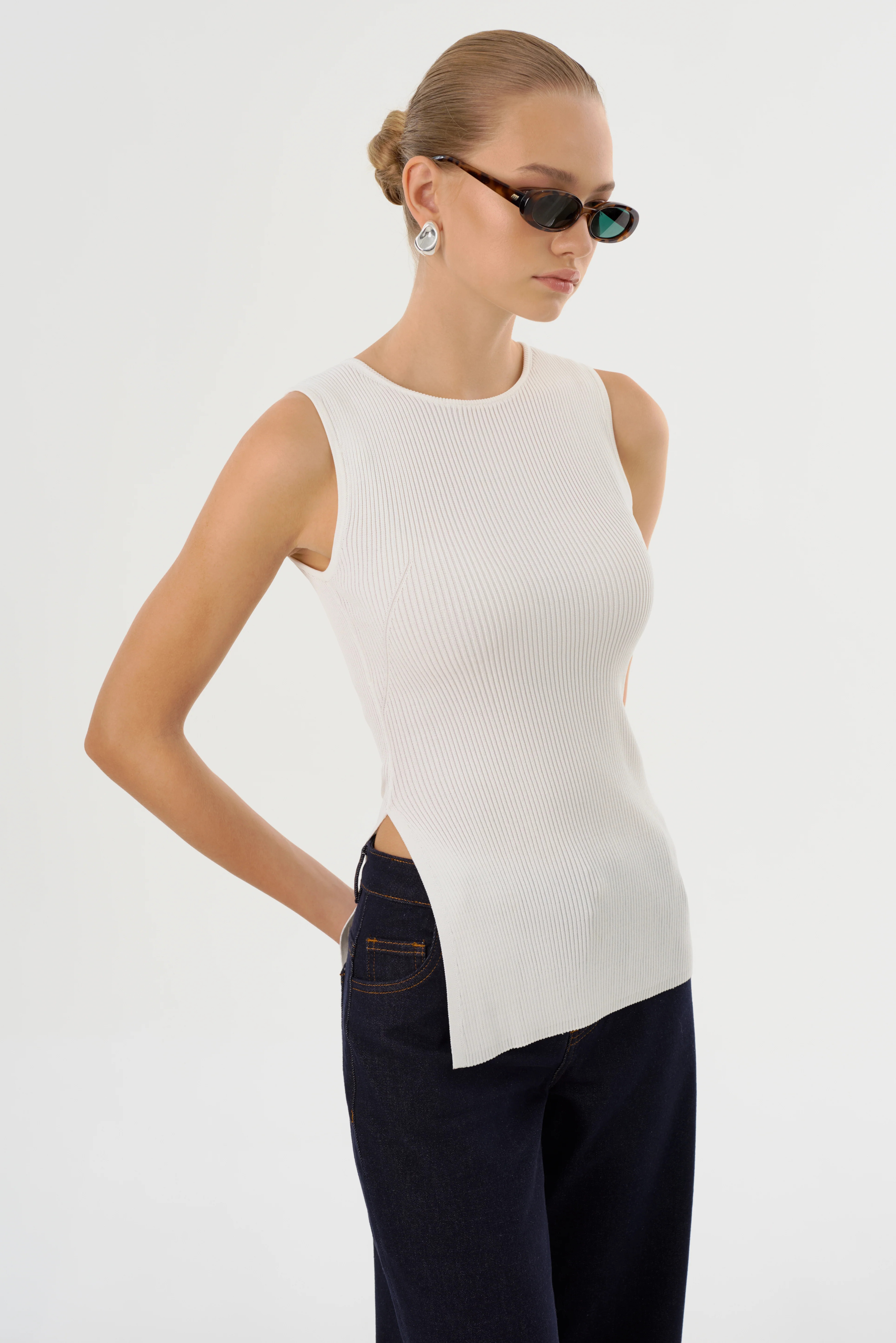 MILOU | Rib Knit Sleeveless Top | LAMARQUE