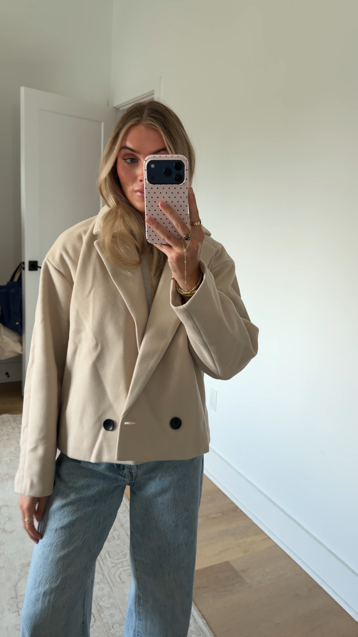 Amazon size small Womens Wool Blend Pea Coat Lapel Double Breasted Short Jacket
Cropped Wool Coat, Notched Collar, Side Pockets, Relaxed Fit, Fall Winter Casual Outerwear

#LTKootd #LTKSaleAlert #LTKSeasonal